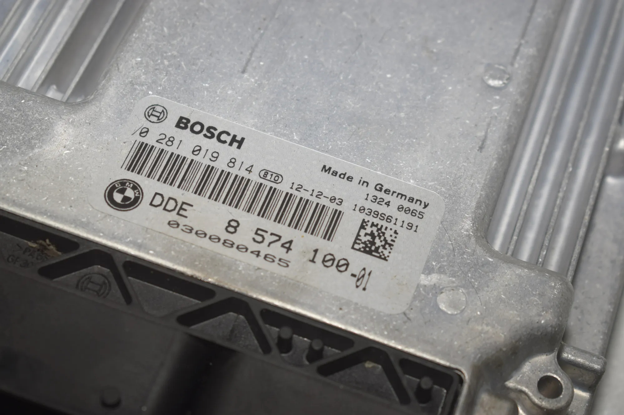 Engine Ignition ECU Set – OEM 9301522 · BMW 5 (F10) 530 d 2012 – 9