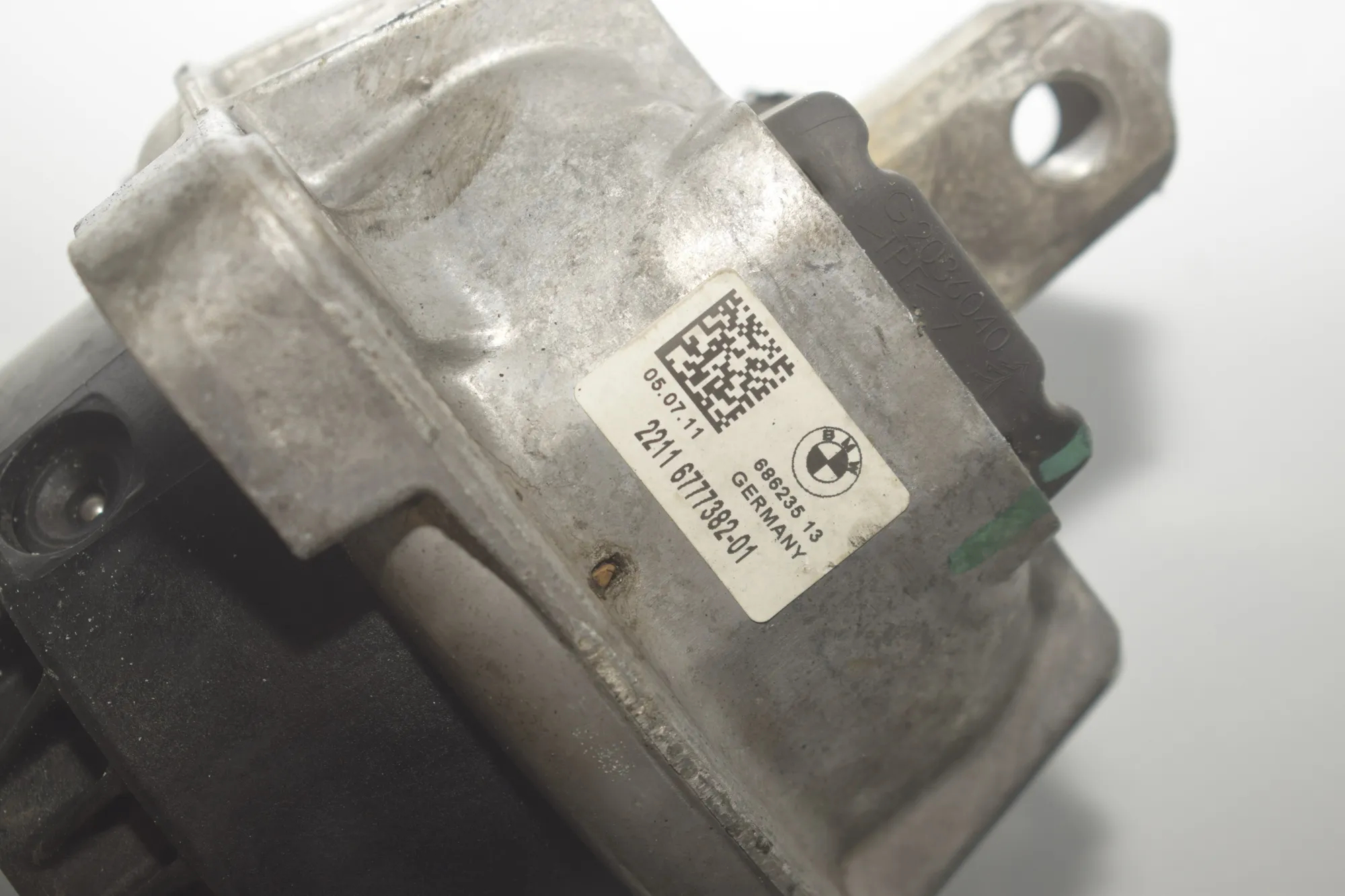 Right Side Engine Mount – OEM 6777382 · BMW 5 Touring (F11) 530 d xDrive 2011 – 4