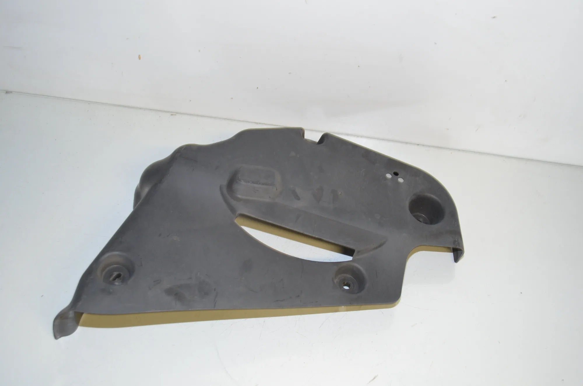Other Underbody Cover – OEM 7422016 · BMW 1 (F40) (2019 - -) (F40)118d 2021 – 4
