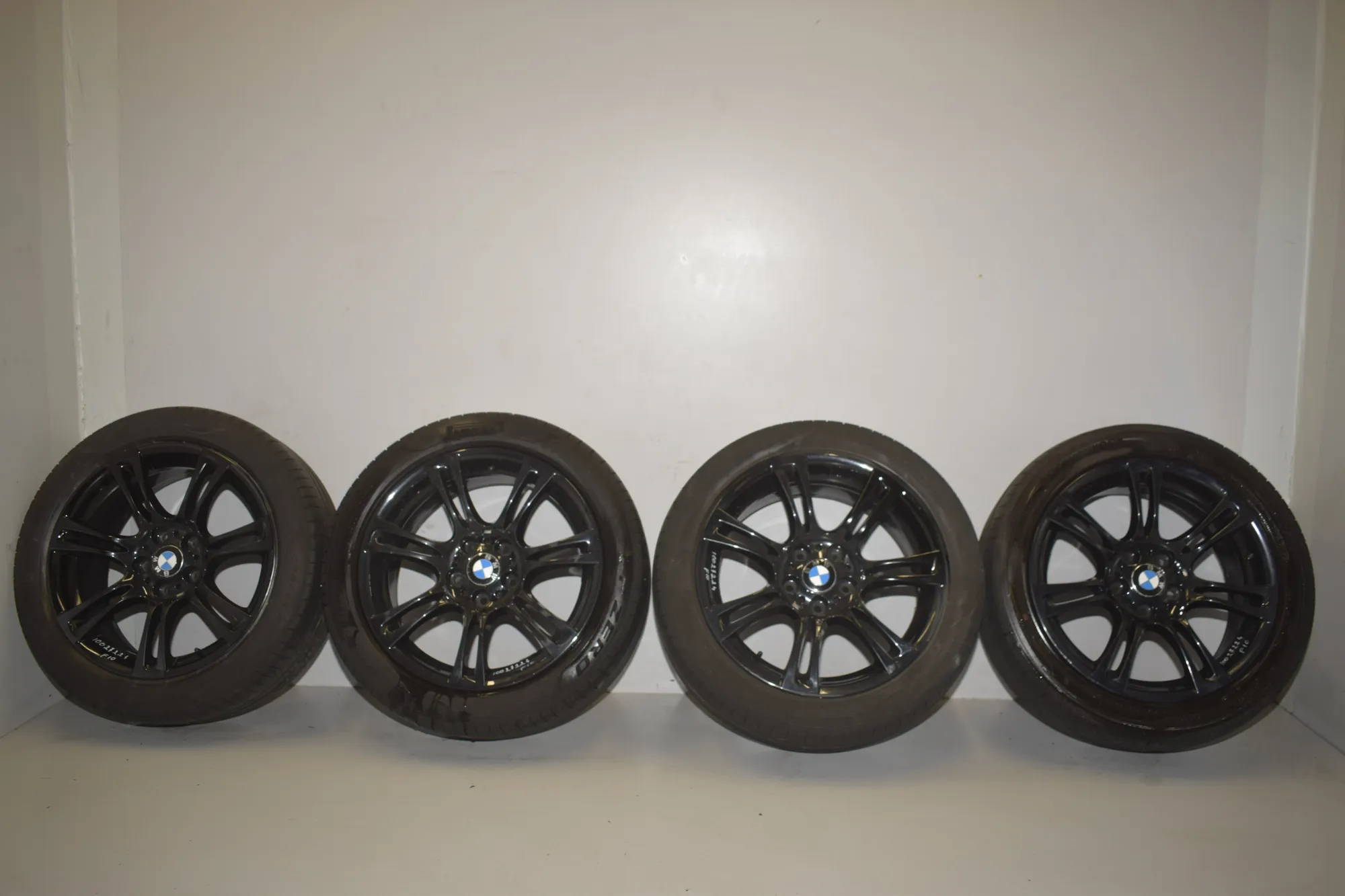 Alloy Wheel Set – OEM 7842650 · BMW 5 Touring (F11) 530 d xDrive 2011 – 4