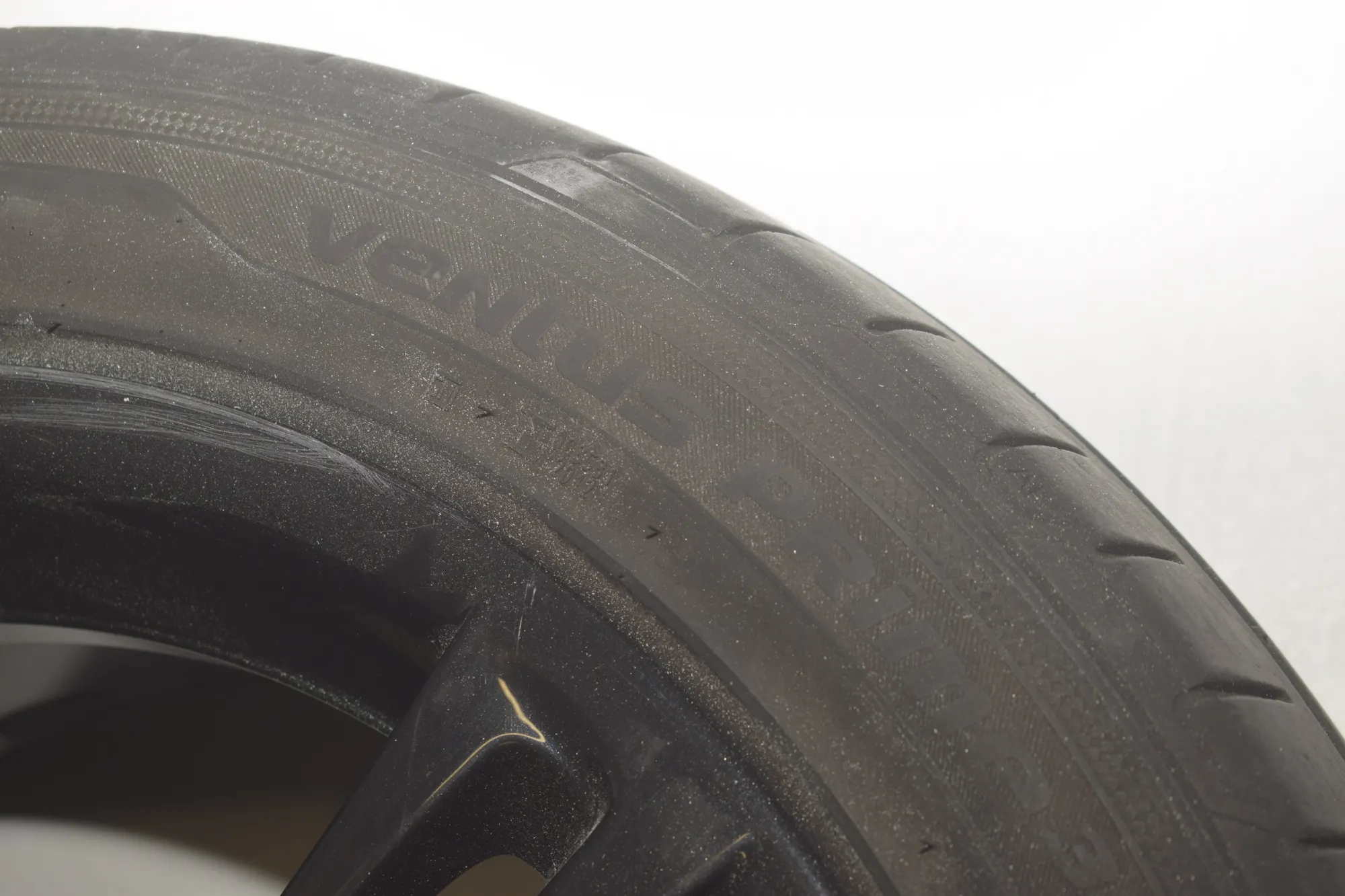 Alloy Wheel Set – OEM 7842650 · BMW 5 Touring (F11) 530 d xDrive 2011 – 12