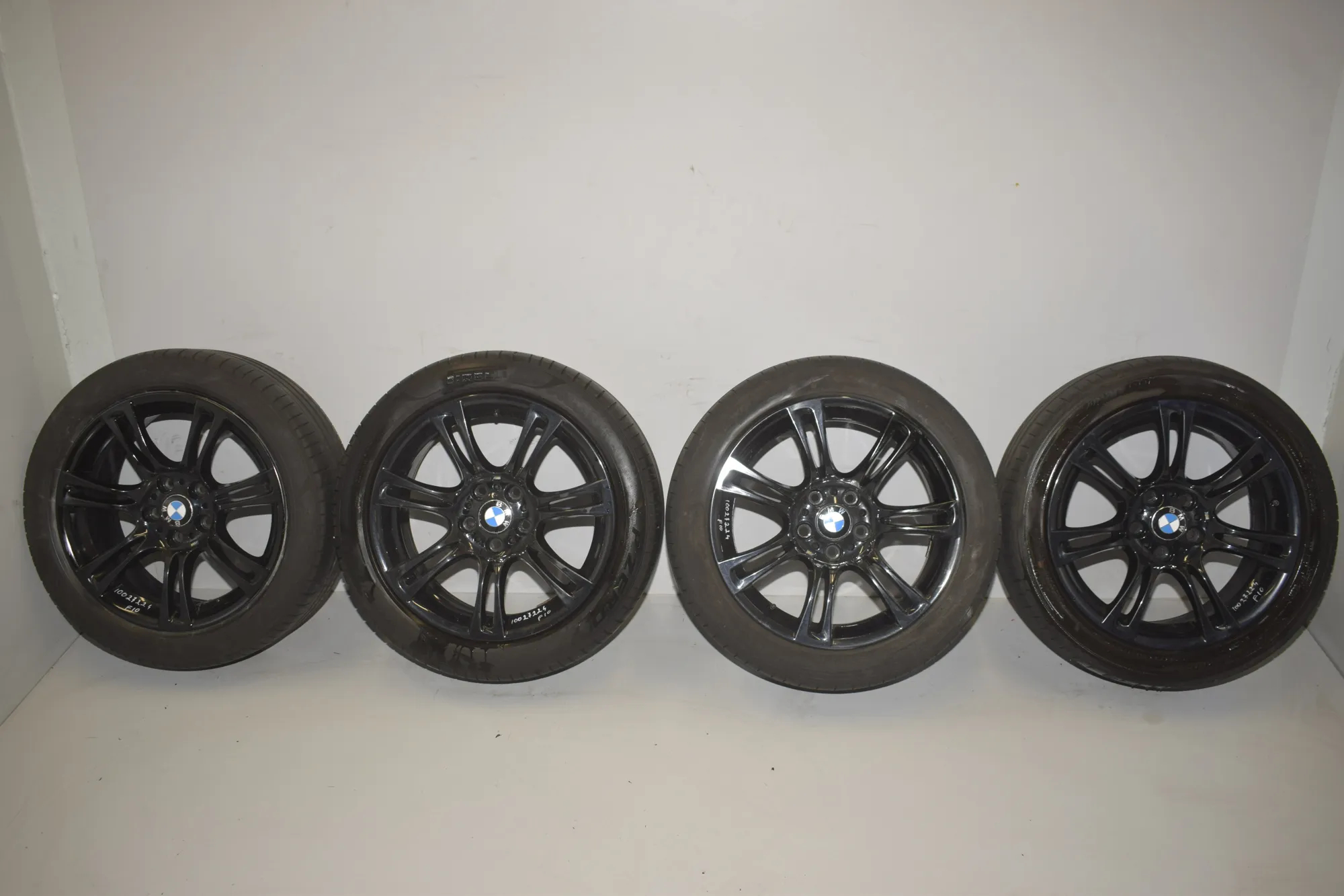 Alloy Wheel Set – OEM 7842650 · BMW 5 Touring (F11) 530 d xDrive 2011 – 3