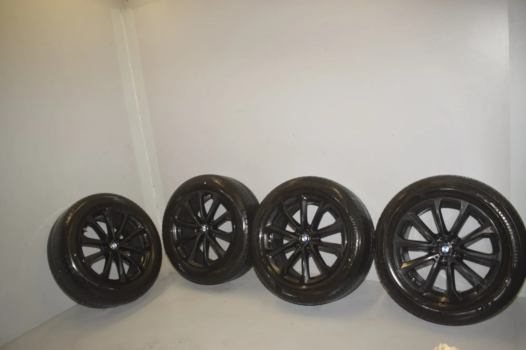 Alloy Wheel Set – OEM 6880688 · BMW X7 (G07) BMW X7 (G07) xDrive 30 d 2020 – 6