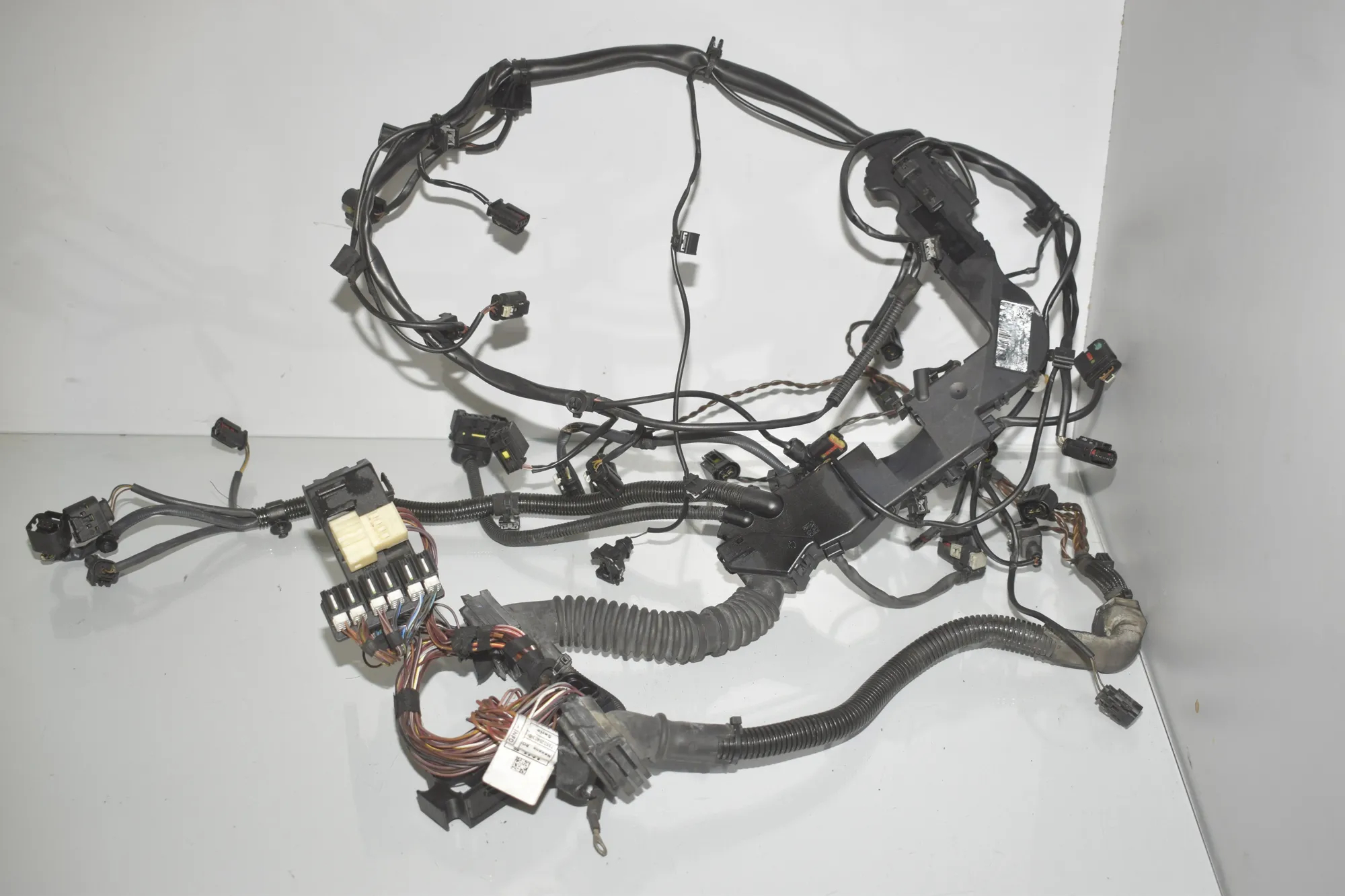 Engine Cable Harness – OEM 7550204 · BMW 5 Touring (F11) 530 d xDrive 2011 – 3