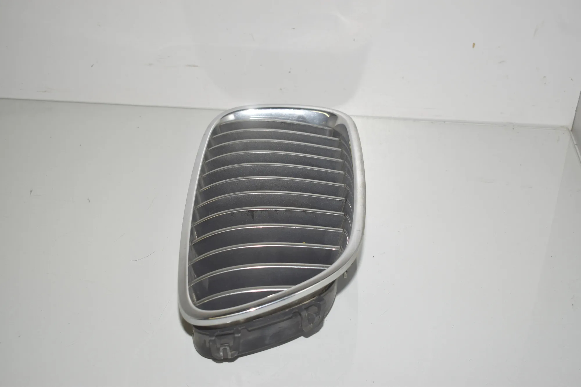Grilles – OEM 7200728 · BMW 5 (F10) 530 d xDrive 2011 – 3