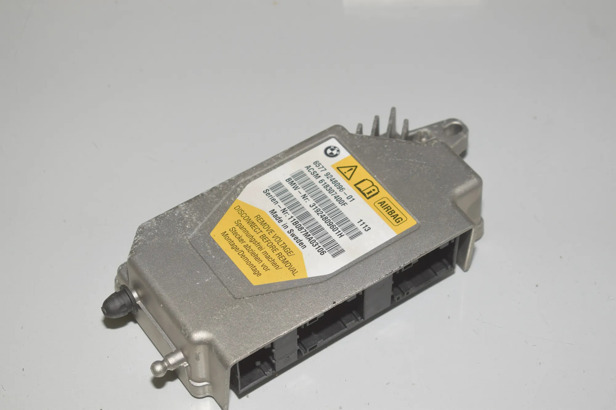 Distance Radar Sensor – OEM 9220039 · BMW 5 (F10) 530 d xDrive 2011 – 6