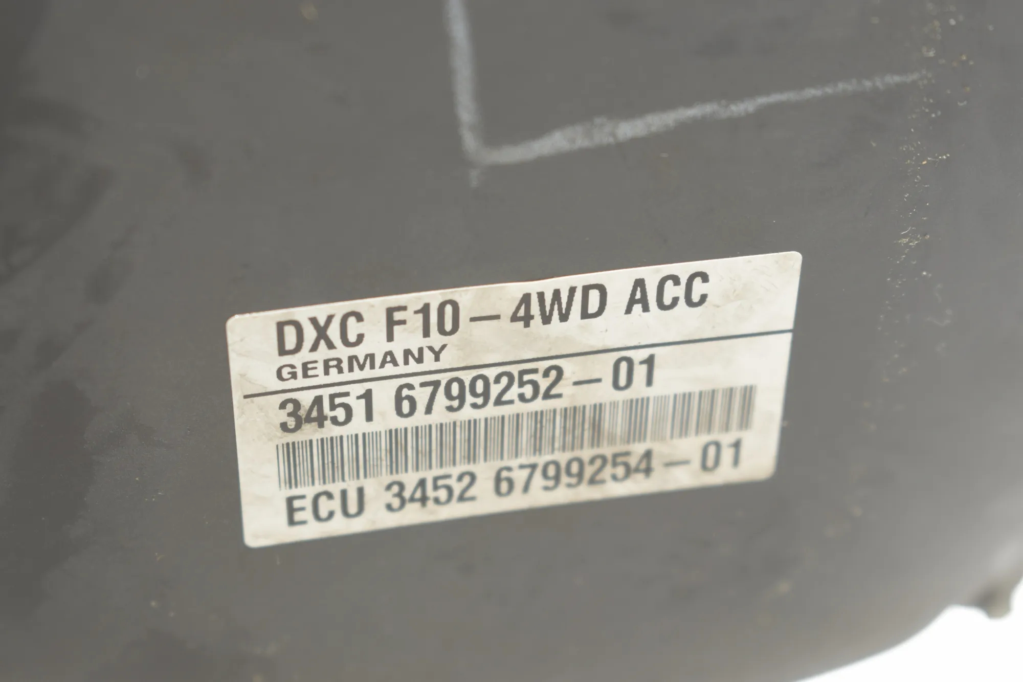 Distance Radar Sensor – OEM 9220039 · BMW 5 (F10) 530 d xDrive 2011 – 14