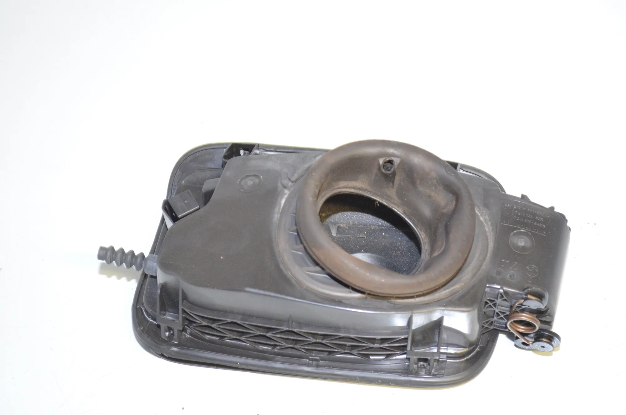 Fuel Tank Flap Cap – OEM 7204365 · BMW 5 (F10) 530 d xDrive 2011 – 3