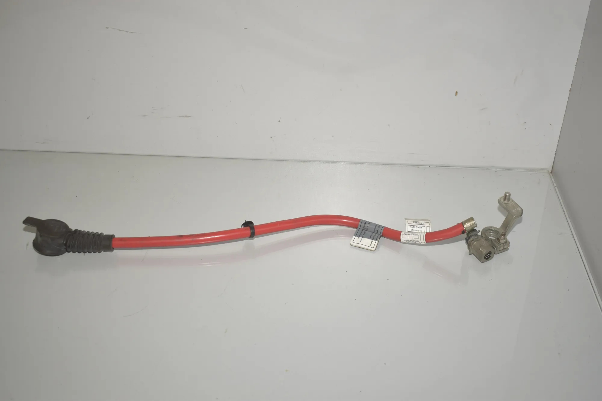 Positive Battery Cable – OEM 9217036 · BMW 5 (F10) 530 d xDrive 2011 – 2