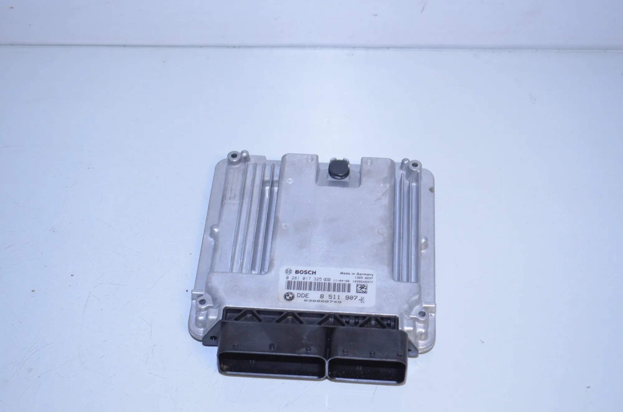 Engine Ignition ECU Set – OEM 8511907 · BMW 5 (F10) 530 d xDrive 2011 – 8