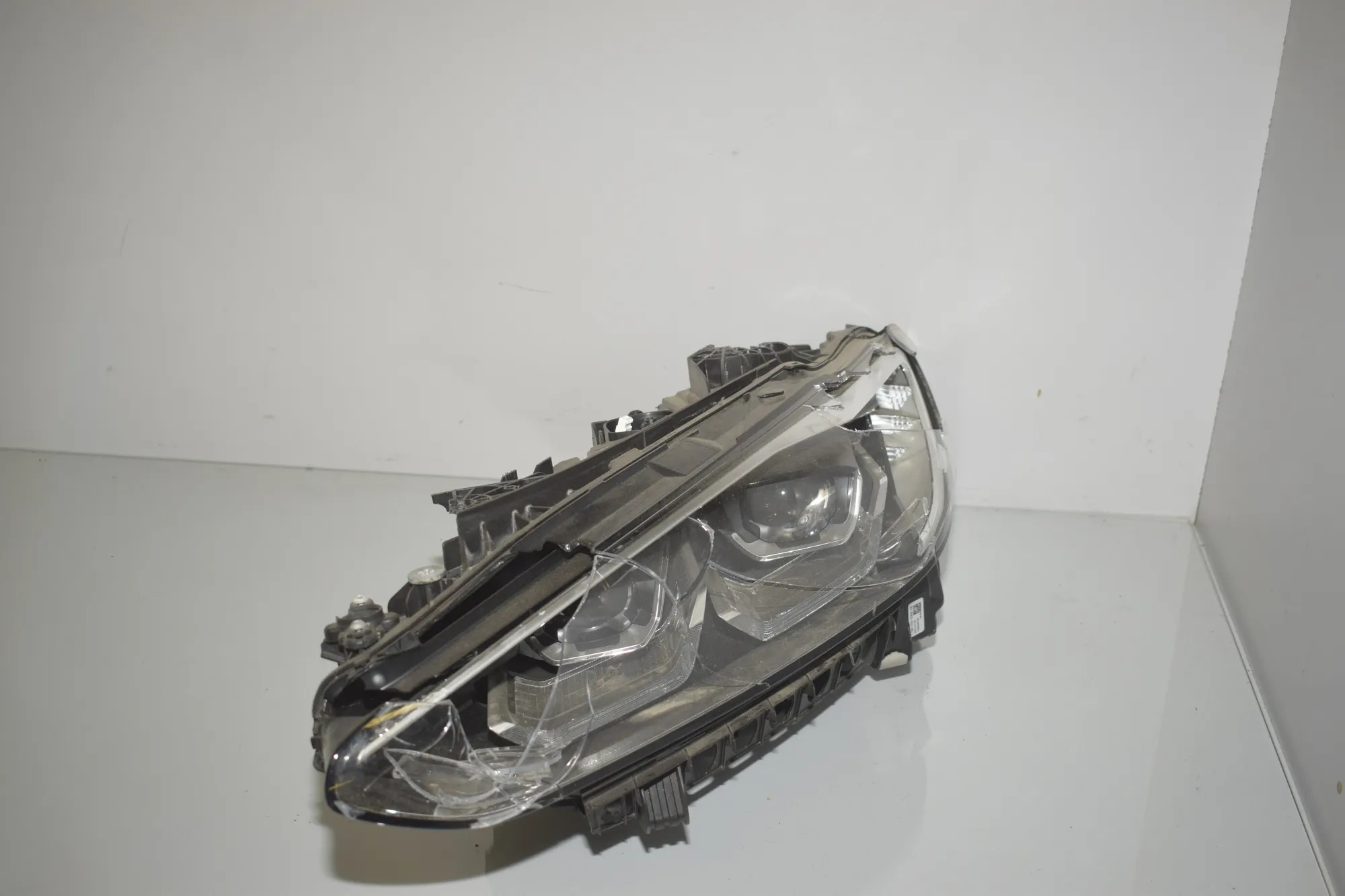 Front Left Headlight – OEM 5A19351 · BMW i4 (G26) BMW i4 (G26) eDrive35 2022 – 3