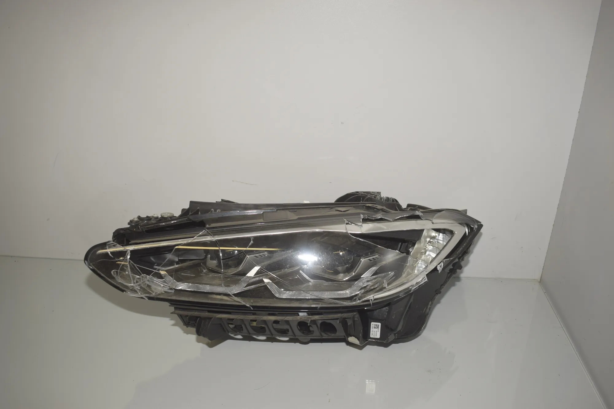 Front Left Headlight – OEM 5A19351 · BMW i4 (G26) BMW i4 (G26) eDrive35 2022 – 2