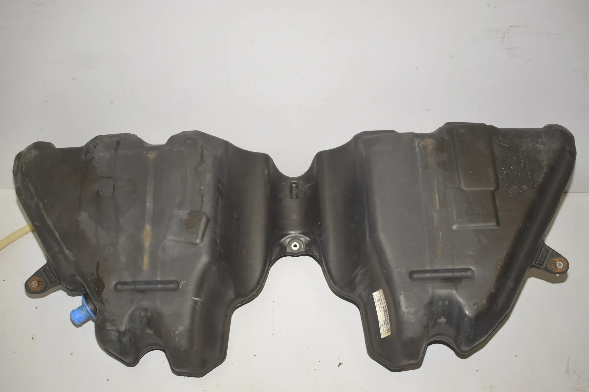 Fuel Tank – OEM 7268032 · BMW 5 (F10) 530 d xDrive 2011 – 3