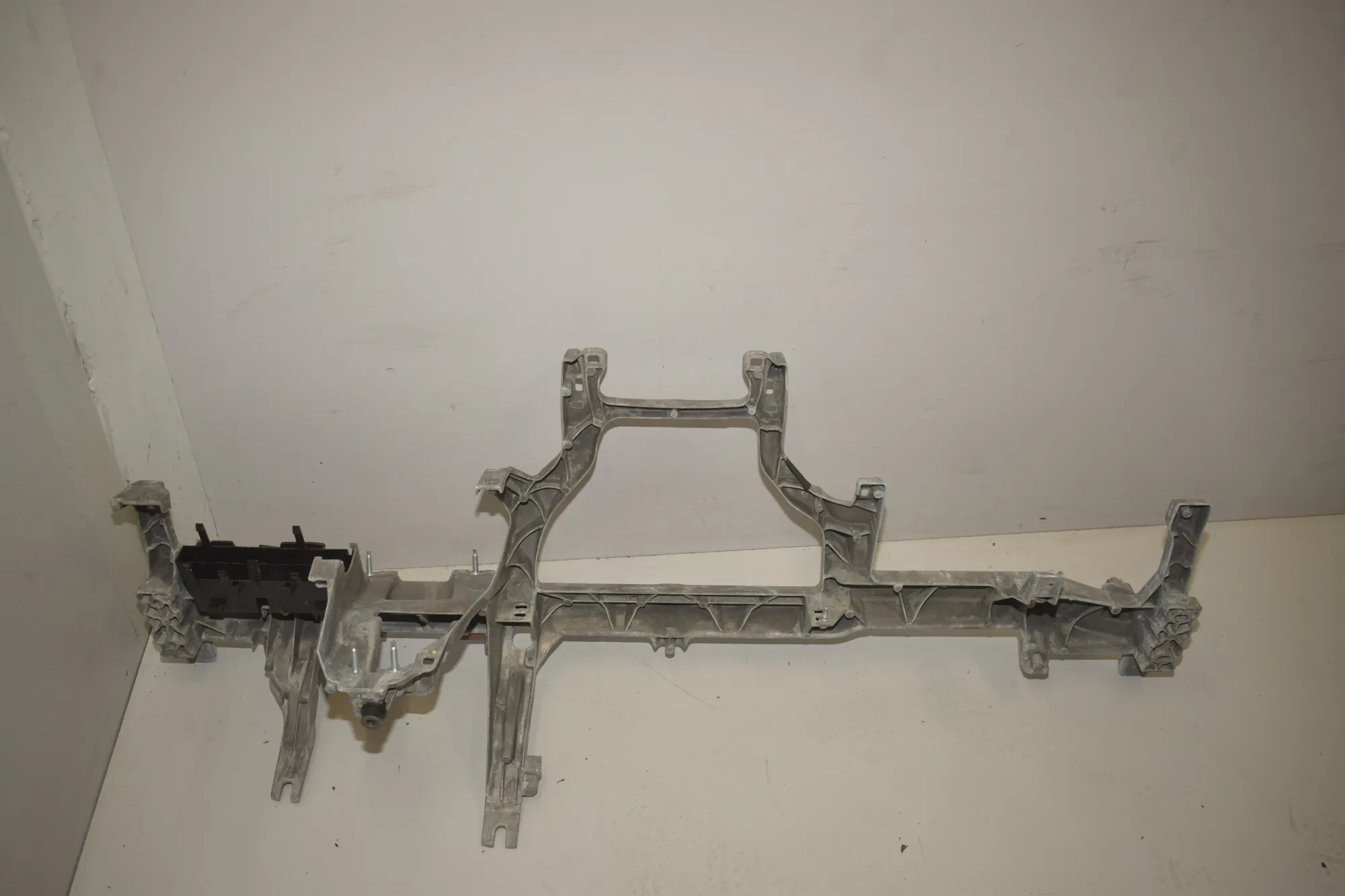 Dashboard Frame – OEM 9201699 · BMW X3 (F25) xDrive 20 d 2011 – 4