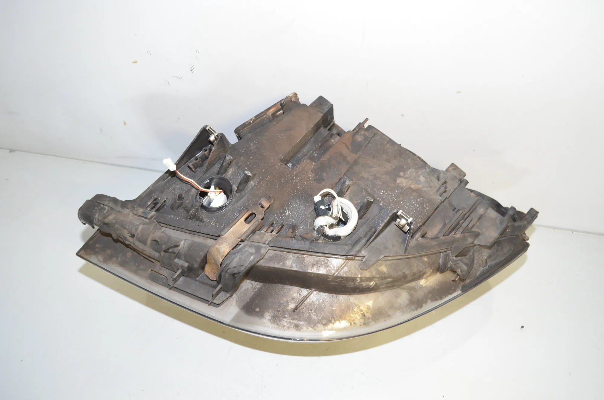 Front Right Headlight – OEM 7271912 · BMW 5 Touring (F11) 530 d 2011 – 3