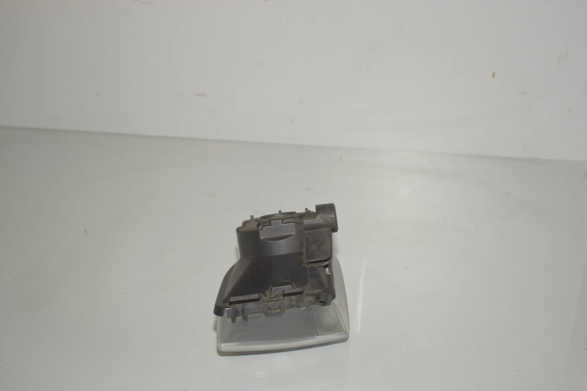 Front Left Fog Light – OEM 7216885 · BMW 5 Touring (F11) 530 d 2011 – 3