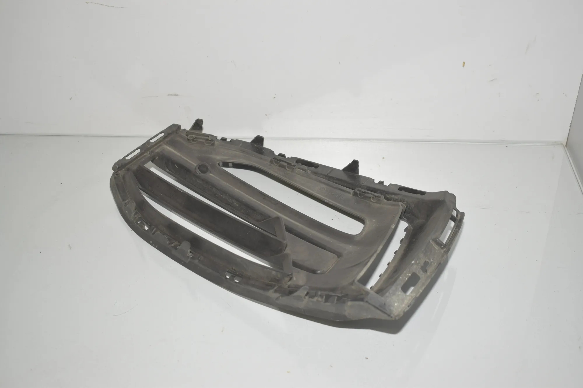 Grilles – OEM 7459716 · BMW 1 (F40) (2019 - -) F40) 116 d 2020 – 3