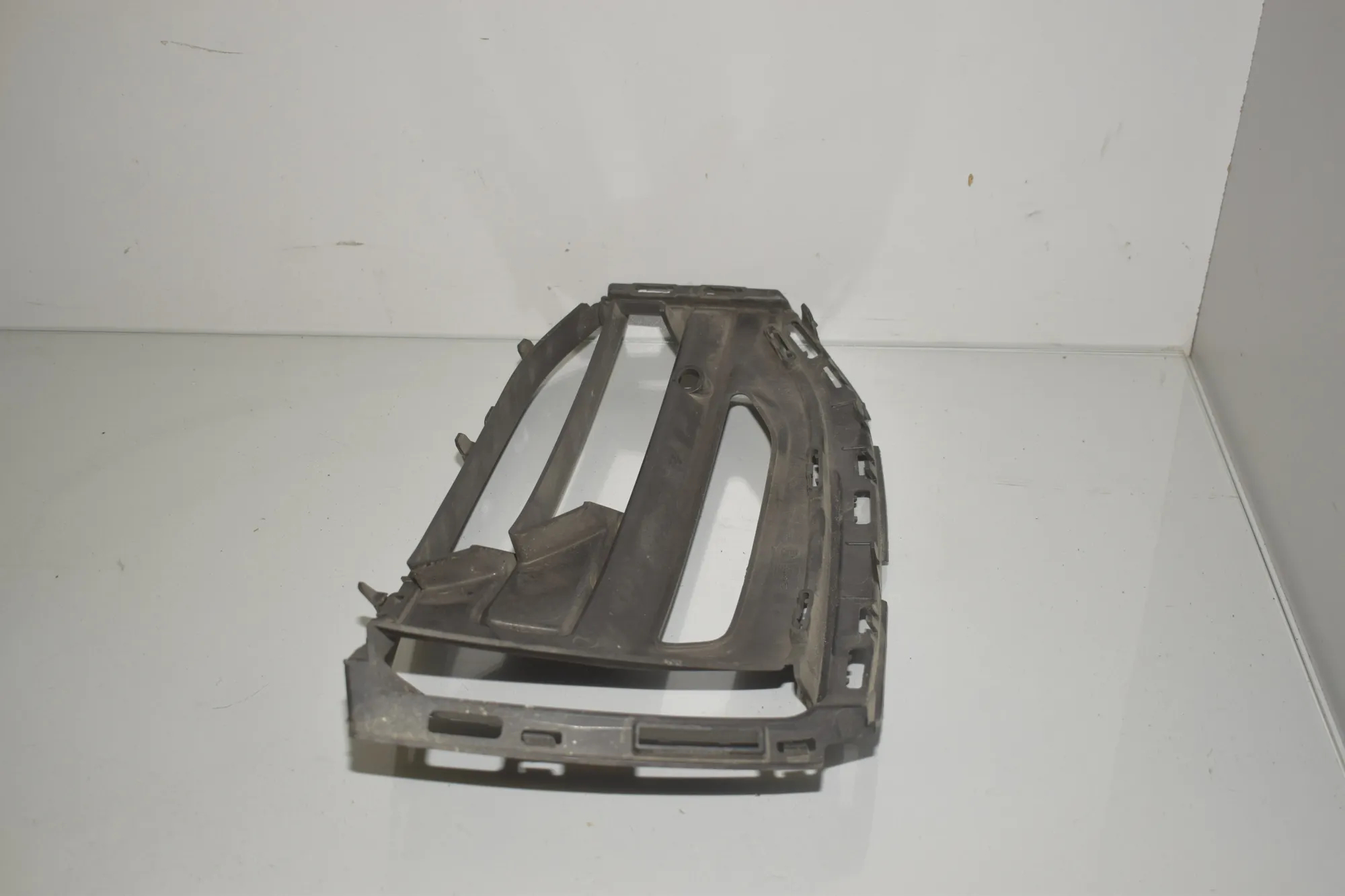 Grilles – OEM 7459716 · BMW 1 (F40) (2019 - -) F40) 116 d 2020 – 4
