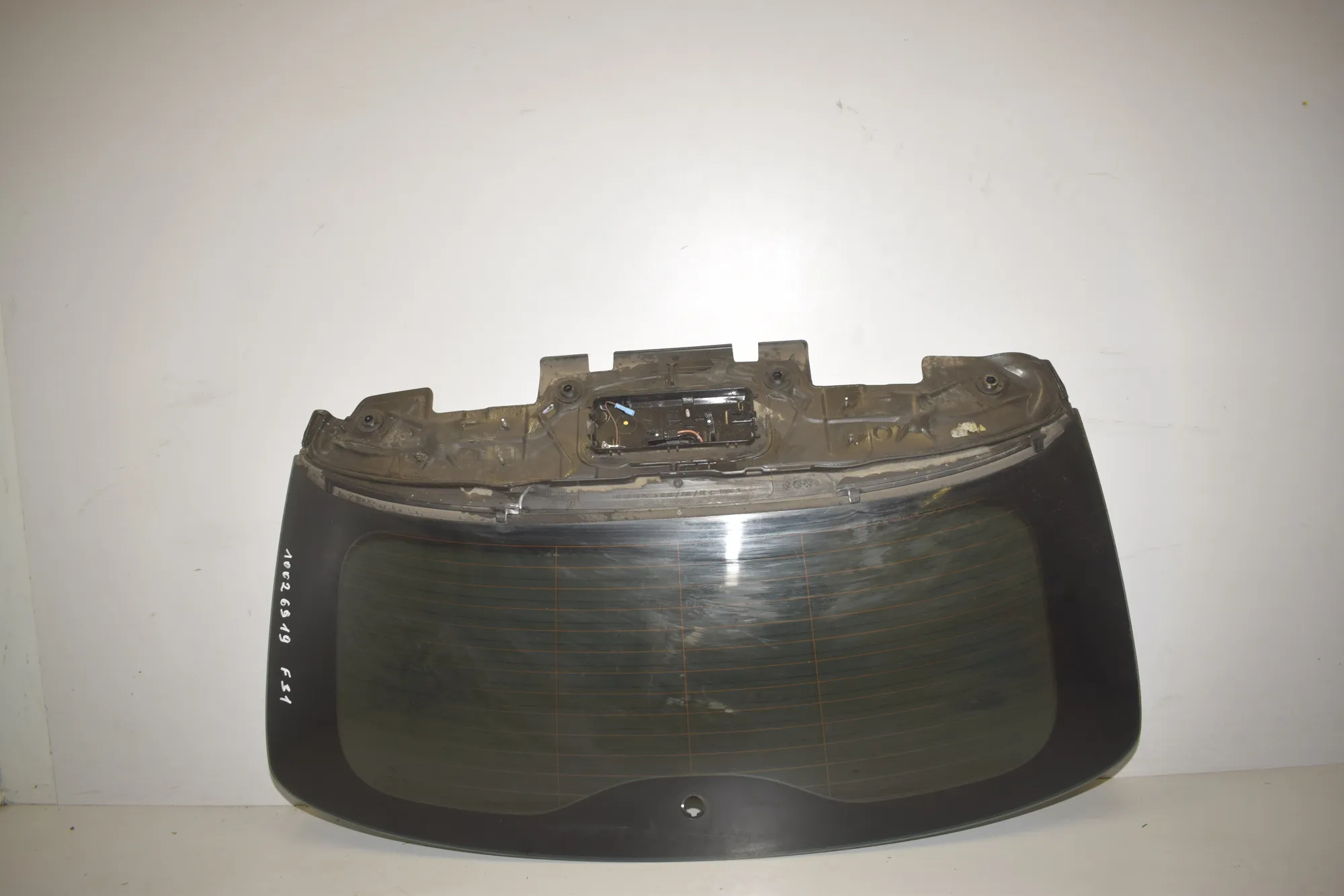 Rear Window Glass · BMW 3 Touring (F31) 330 d 2013