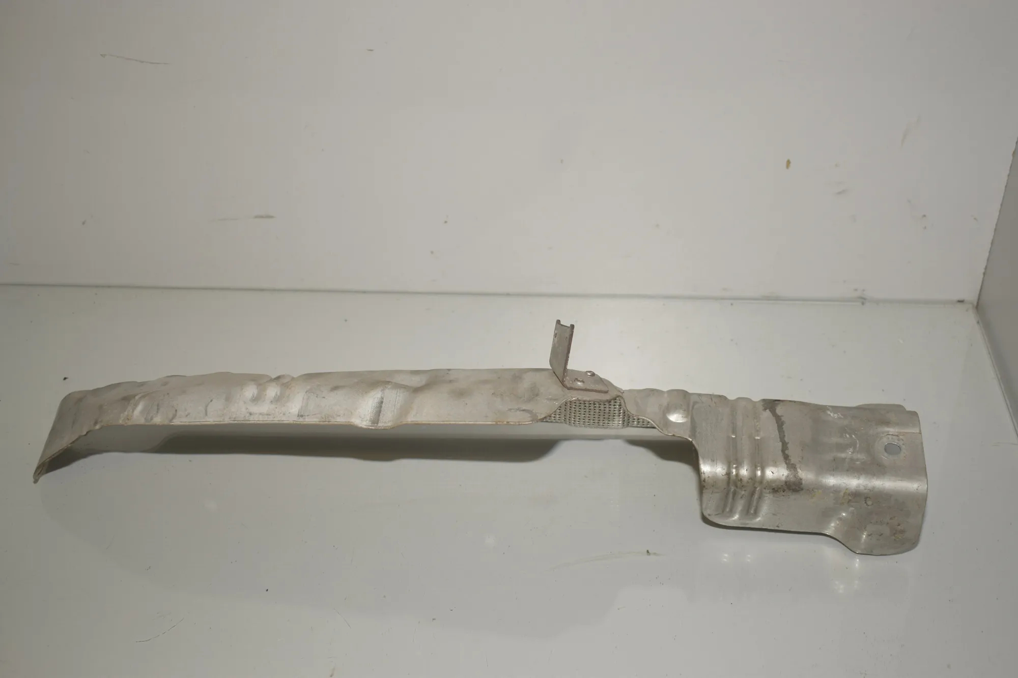 Heat Protection – OEM 8511809 · BMW 5 (F10) 530 d xDrive 2011 – 2