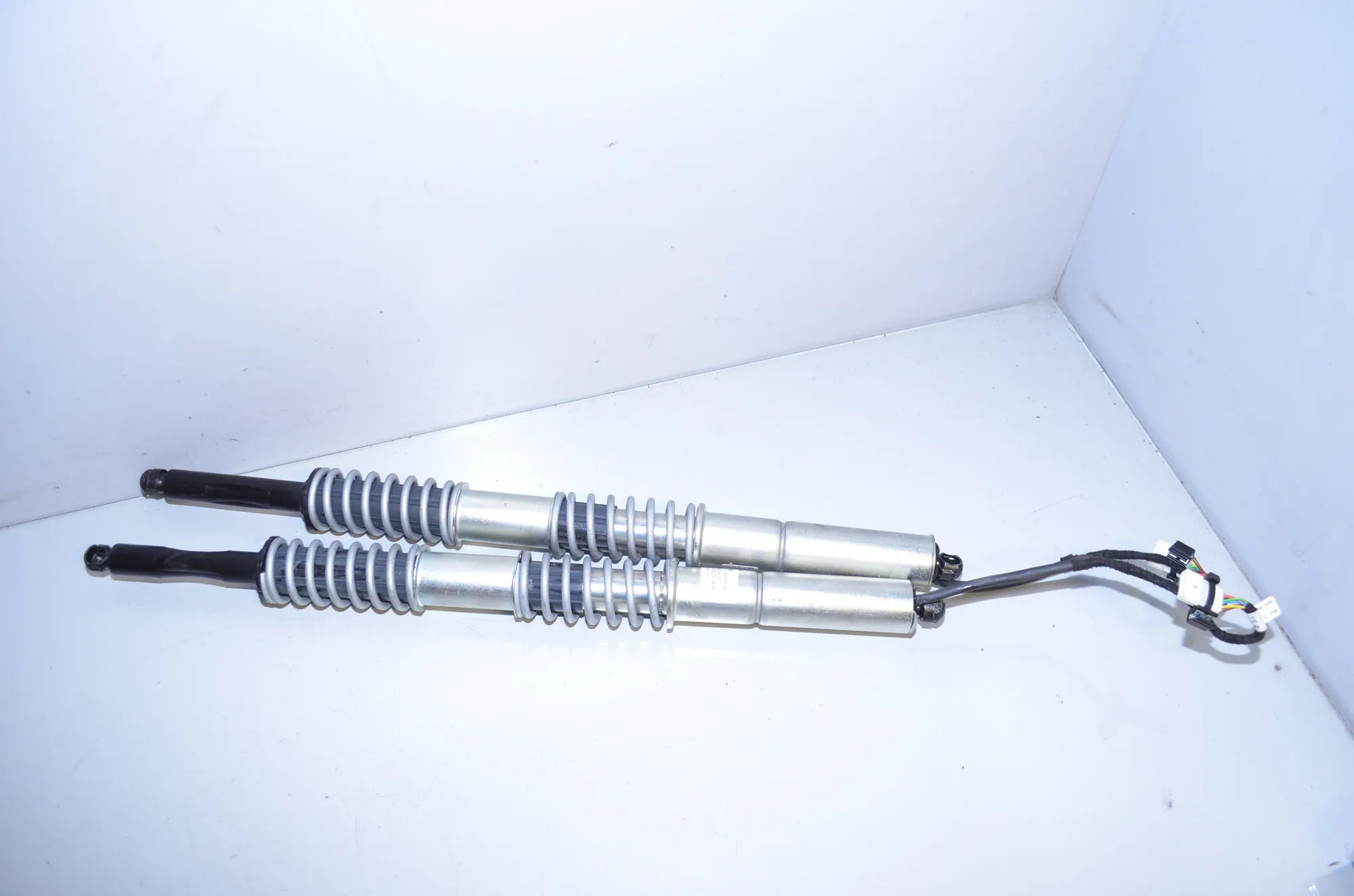 Electric Tailgate Opening Kit – OEM 51247208371 · BMW 5 Touring (F11) 530 d 2012 – 14