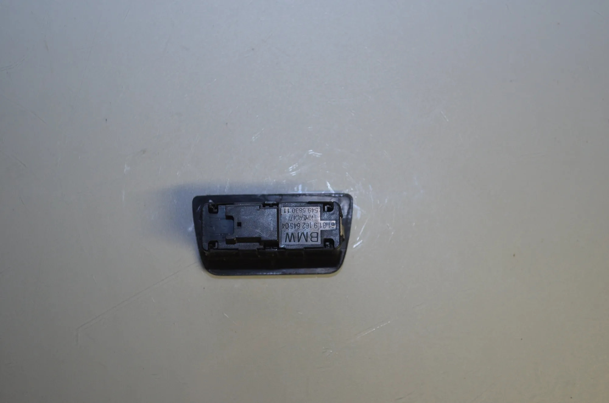 Electric Tailgate Opening Kit – OEM 51247208371 · BMW 5 Touring (F11) 530 d 2012 – 7