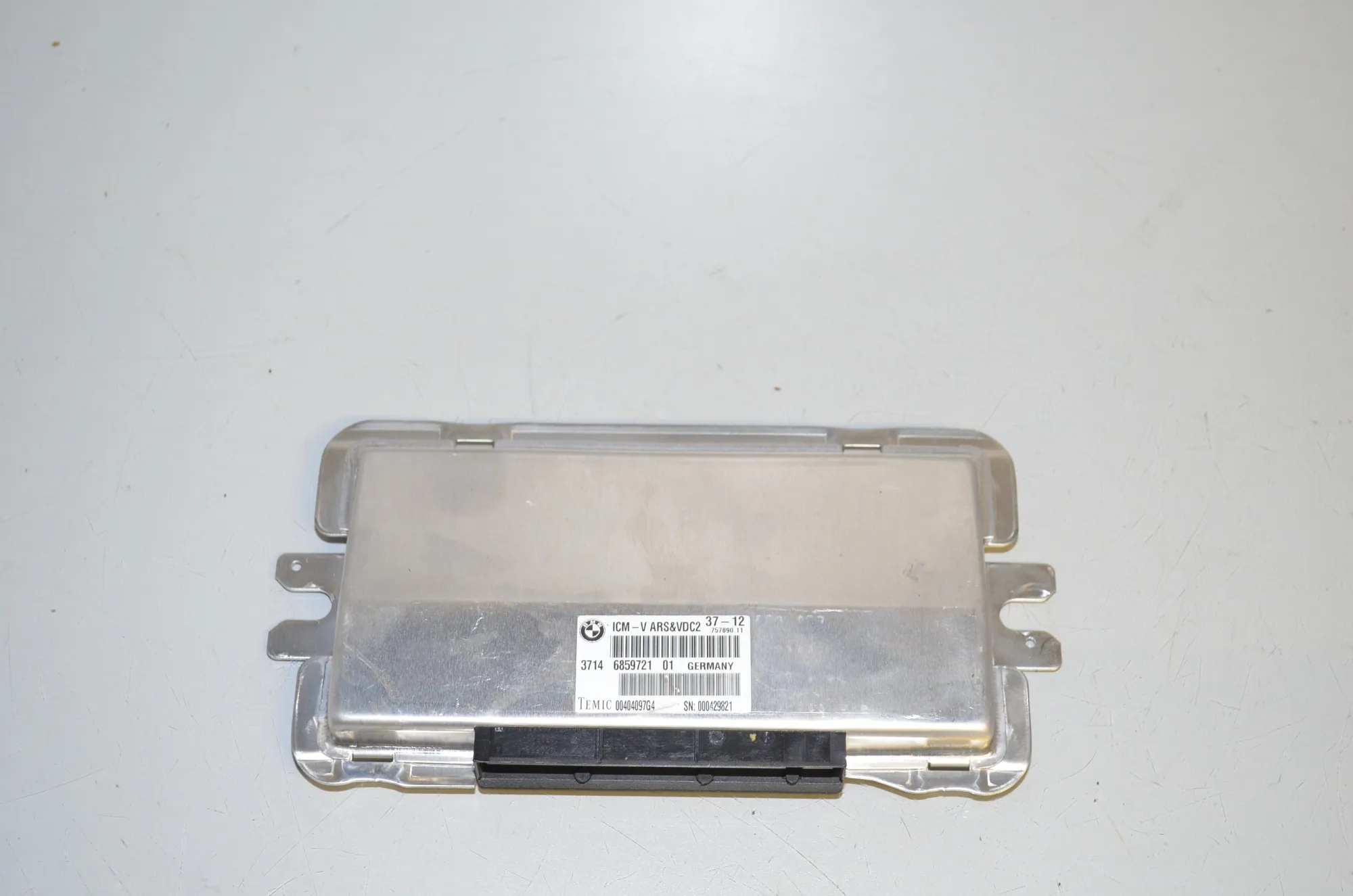 ICM Control Unit – OEM 37146859721 · BMW 5 Touring (F11) 530 d 2012