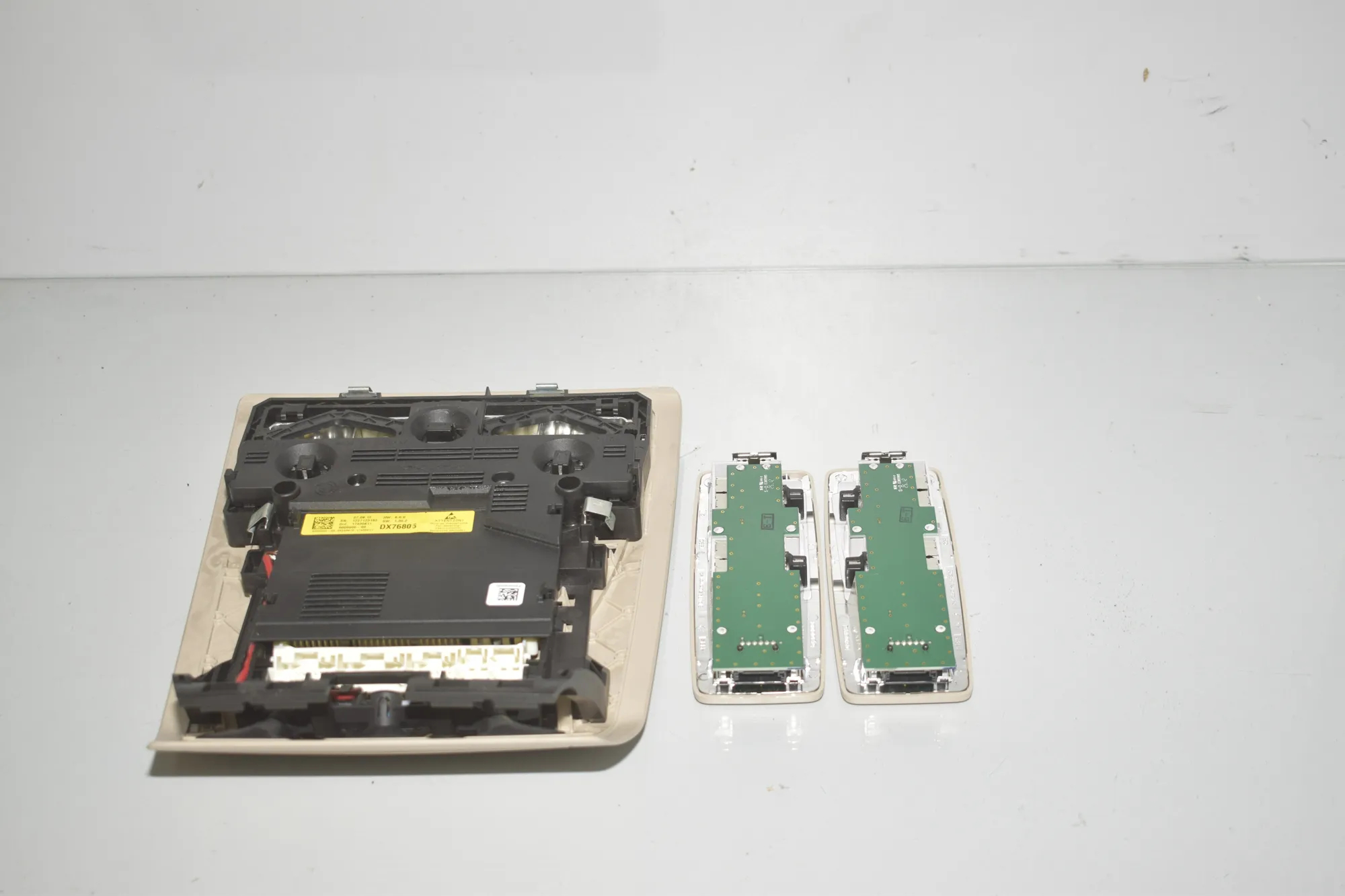 Interior Lighting – OEM 28342976 · BMW 5 Touring (F11) 530 d 2012 – 3