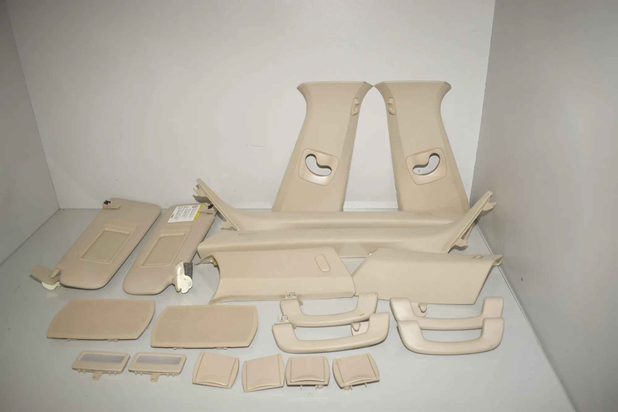 Interior Side Pillars Trim Kit – OEM 51167248857 · BMW 5 Touring (F11) 530 d 2012