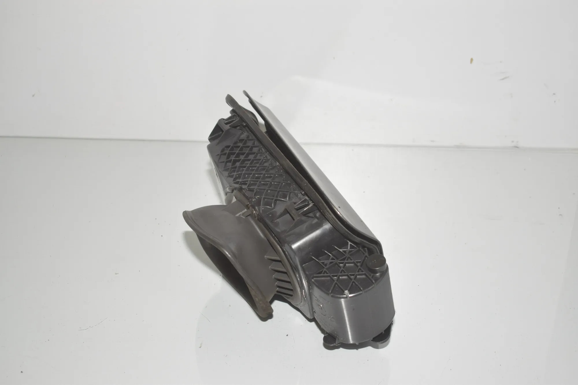 Fuel Tank Flap Cap – OEM 7217767 · BMW 5 Touring (F11) 530 d 2012 – 2