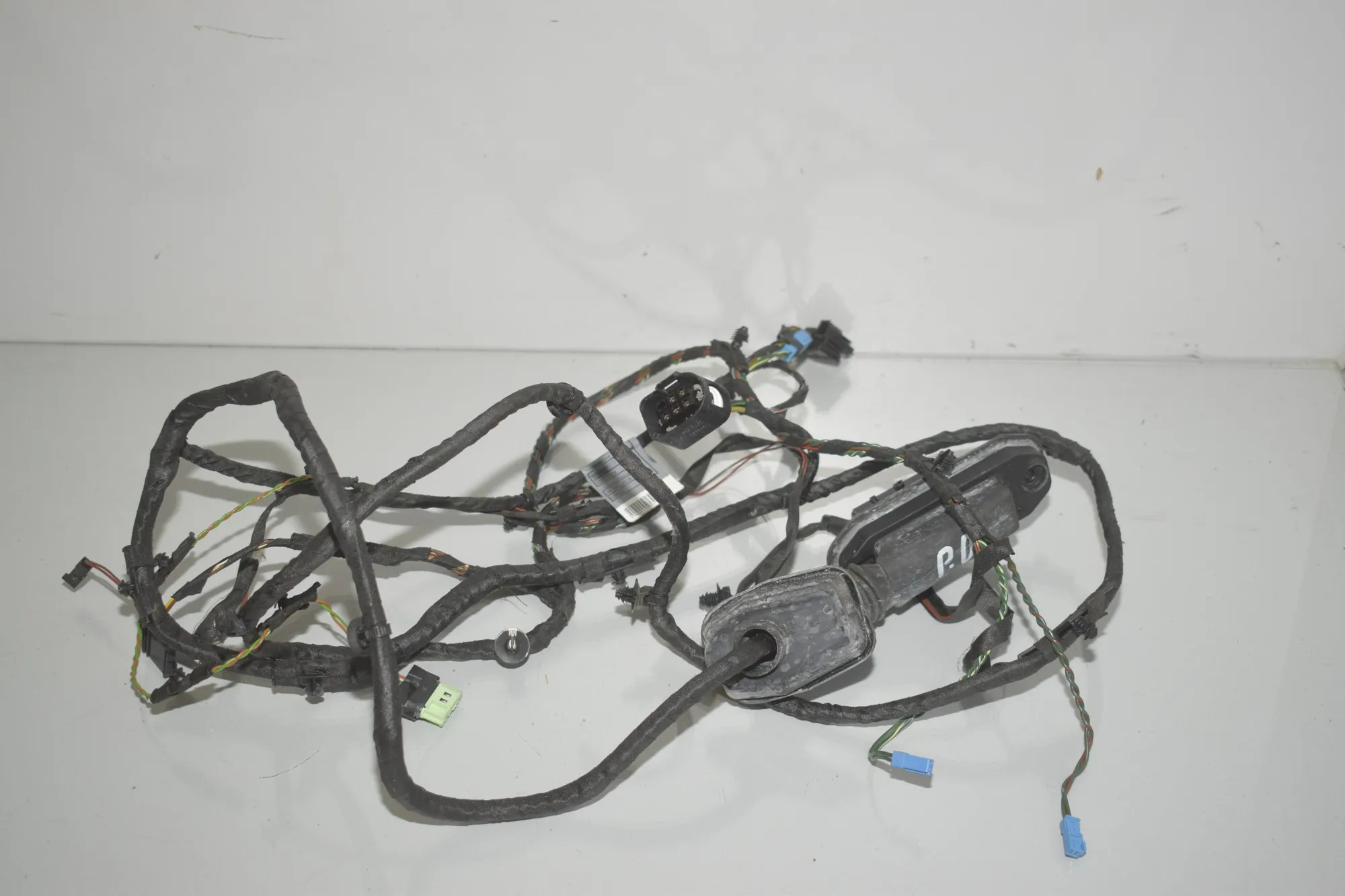 Front Right Door Wiring – OEM 9240882 · BMW 5 Touring (F11) 530 d 2010
