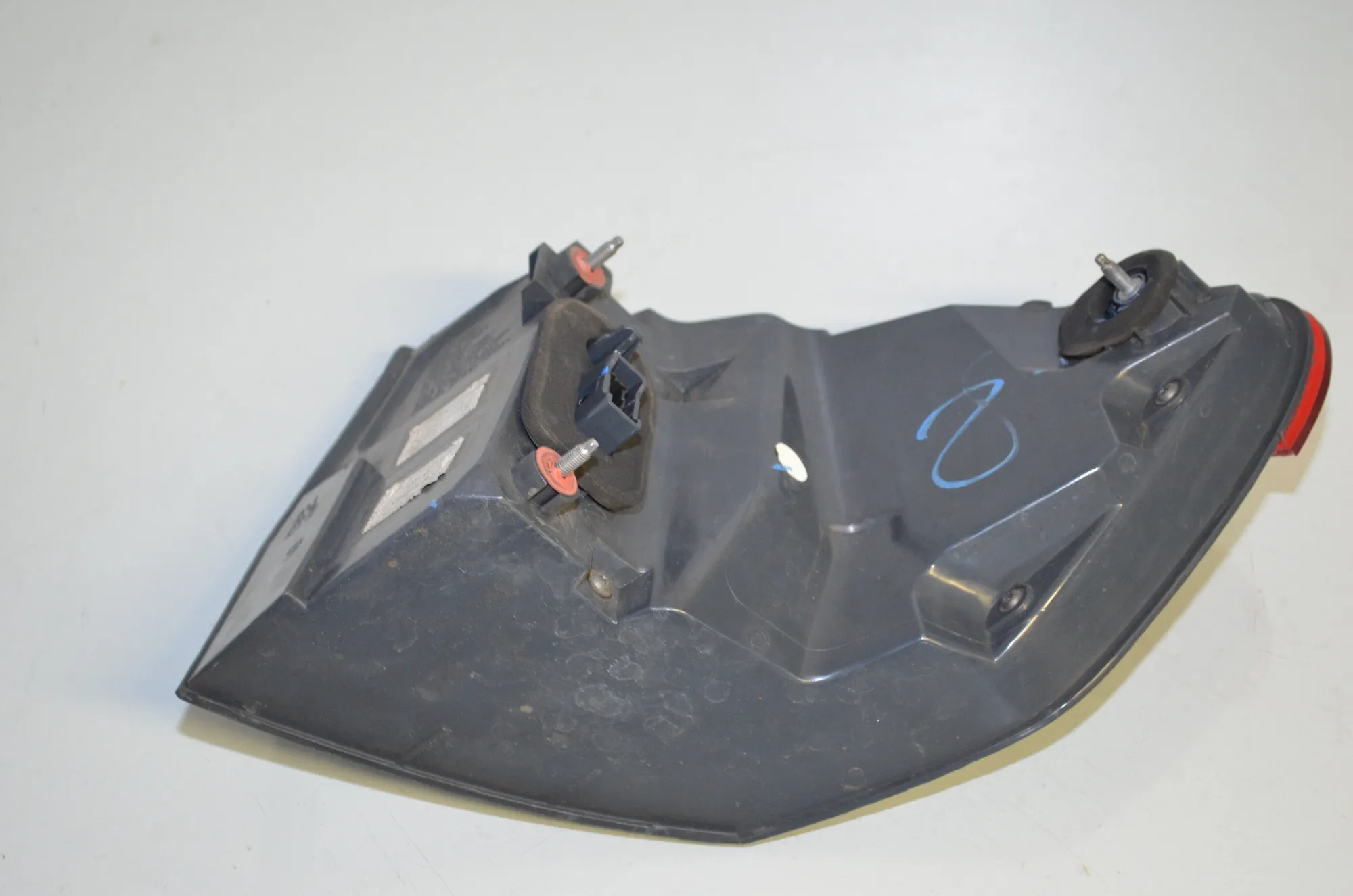 Rear Left Tail Light – OEM 7203233 · BMW 5 Touring (F11) 530 d 2010 – 3