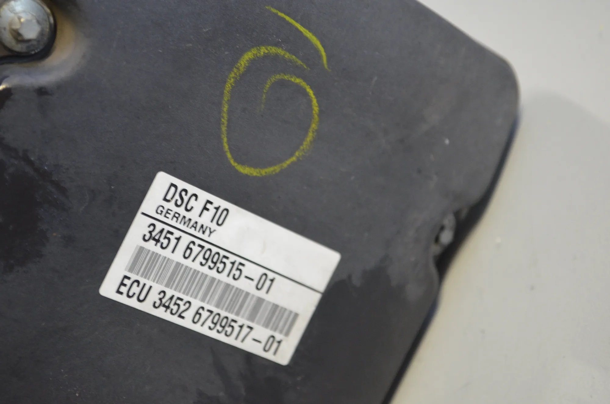 ABS Pump – OEM 6799515 · BMW 5 Touring (F11) 530 d 2010 – 5