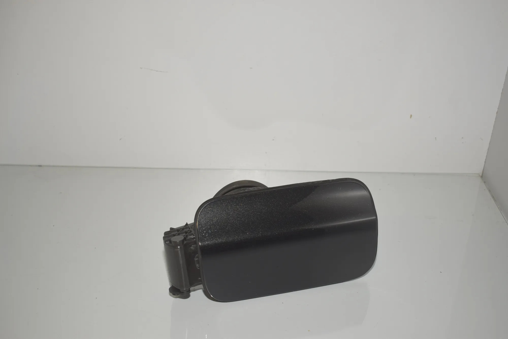 Fuel Tank Flap Cap – OEM 7217767 · BMW 5 Touring (F11) 530 d 2010 – 2