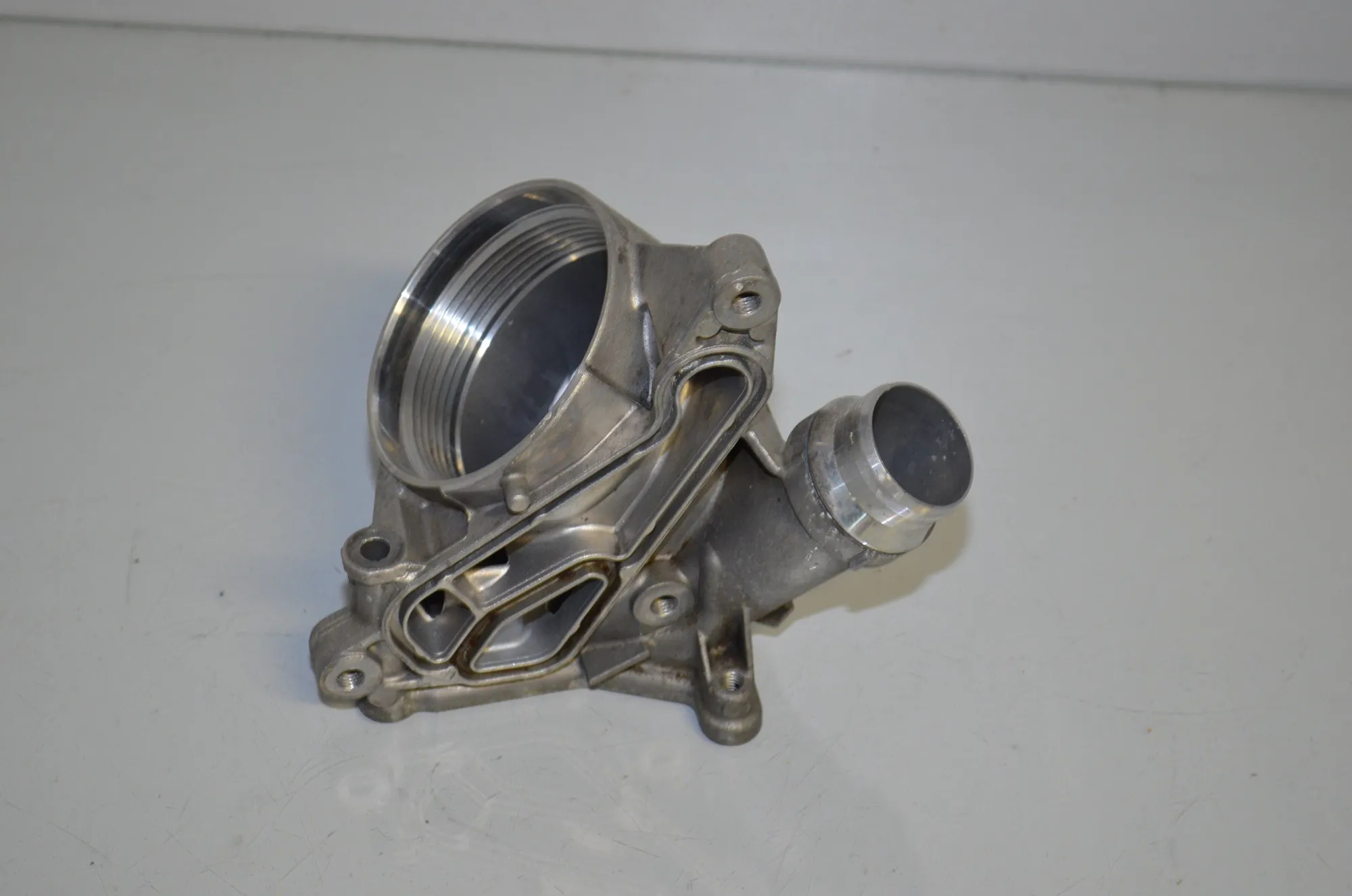 Other Engine Parts – OEM 7516383 · BMW 5 (F10) BMW 5 (F10) 520 i 2011 – 3