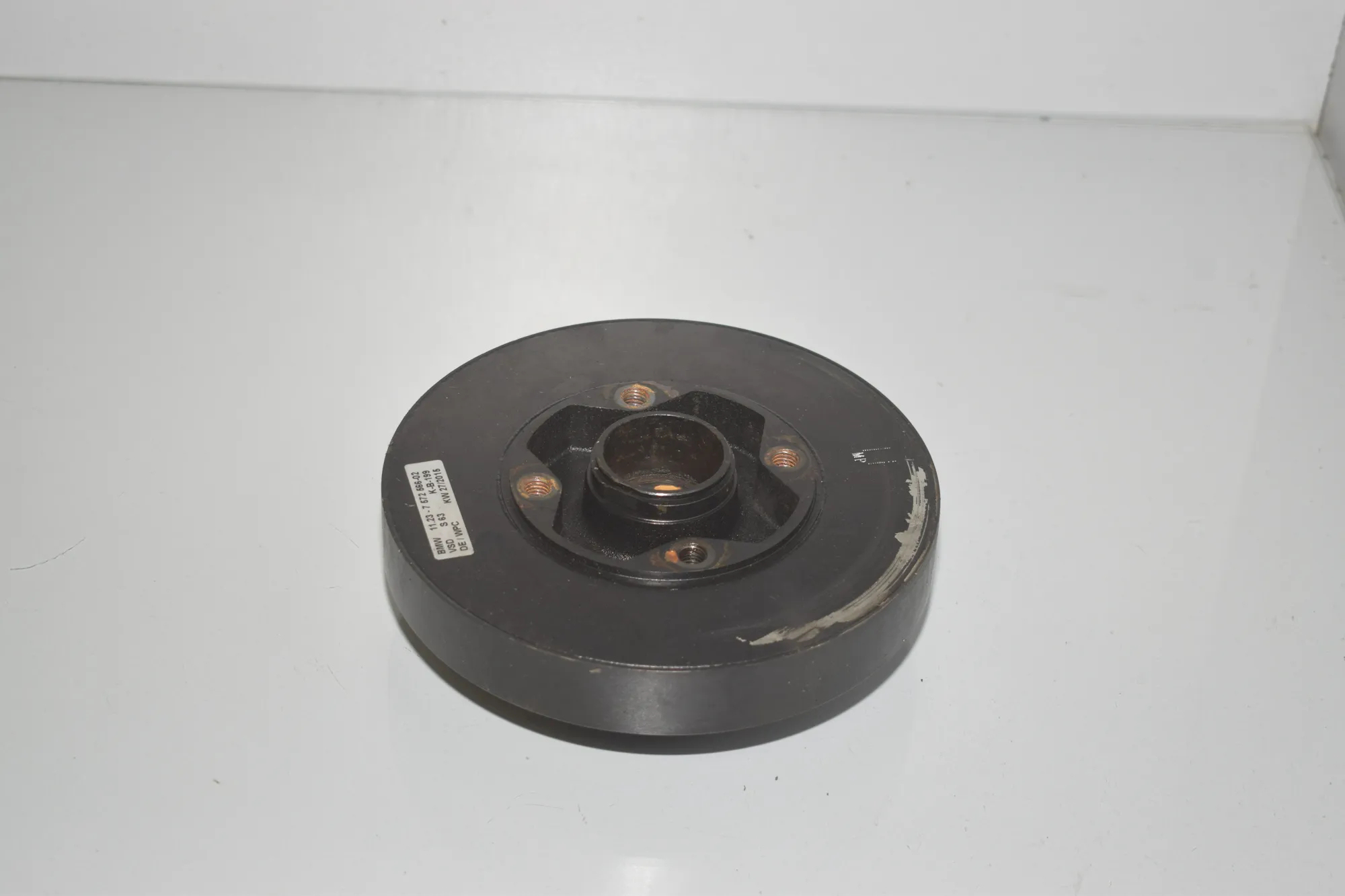 Crankshaft Pulley – OEM 7572566 · BMW 5 (F10) BMW 5 (F10) 518 d 2014