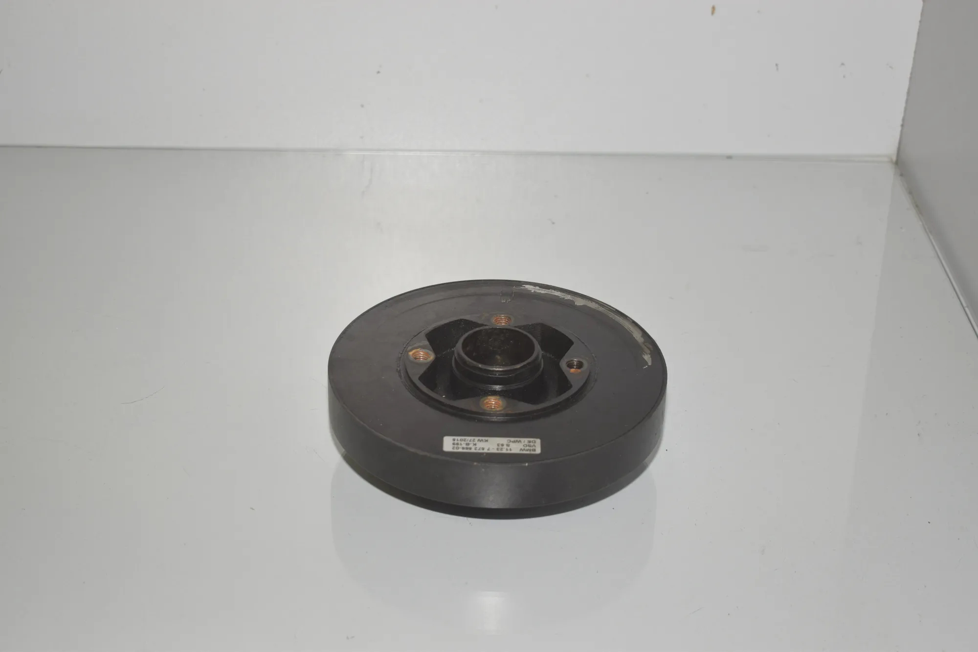 Crankshaft Pulley – OEM 7572566 · BMW 5 (F10) BMW 5 (F10) 518 d 2014 – 3