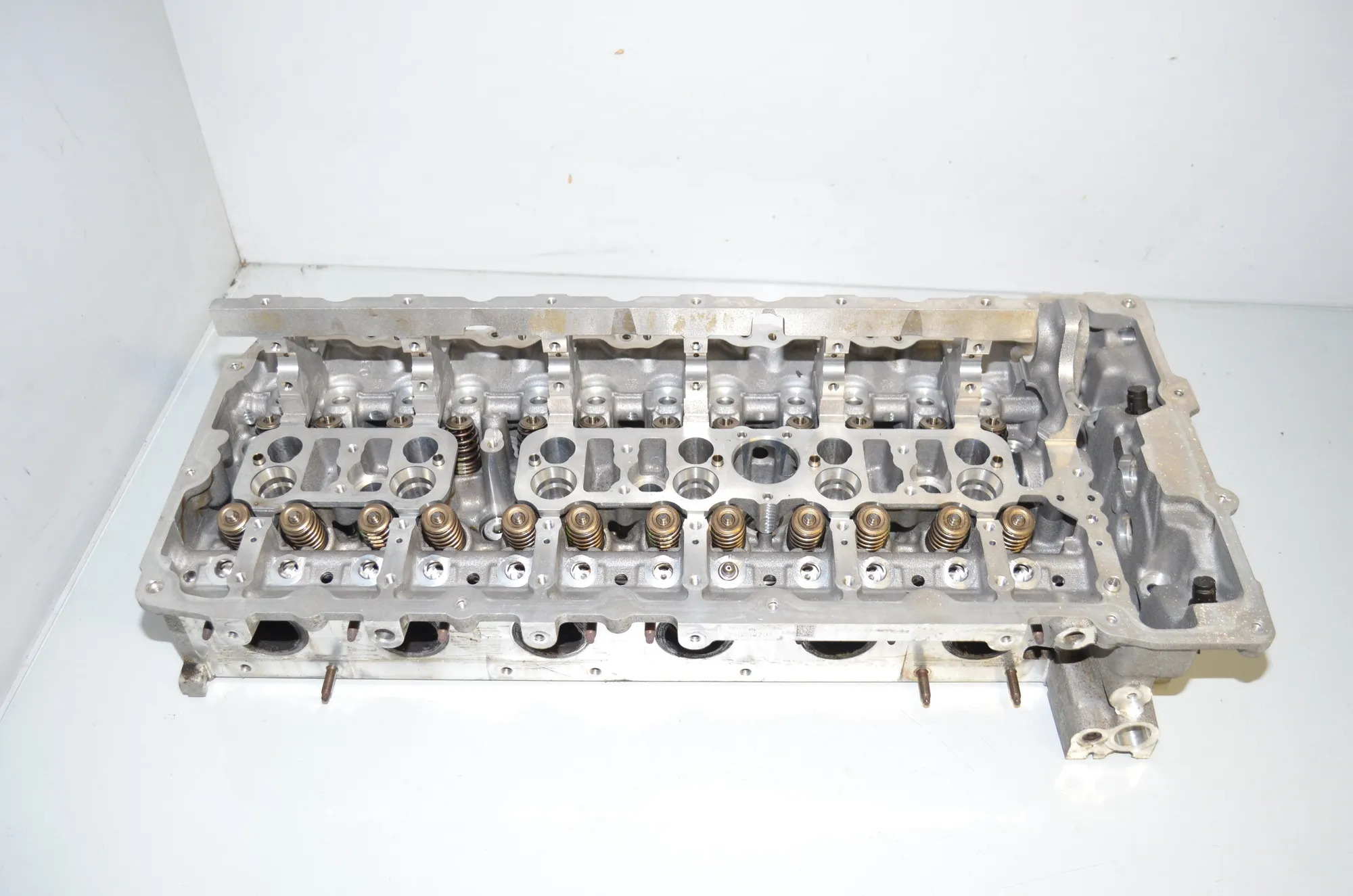 Engine Cylinder Head · BMW 5 Gran Turismo (F07) BMW 5 Gran Turismo (F07) 535 d 2010