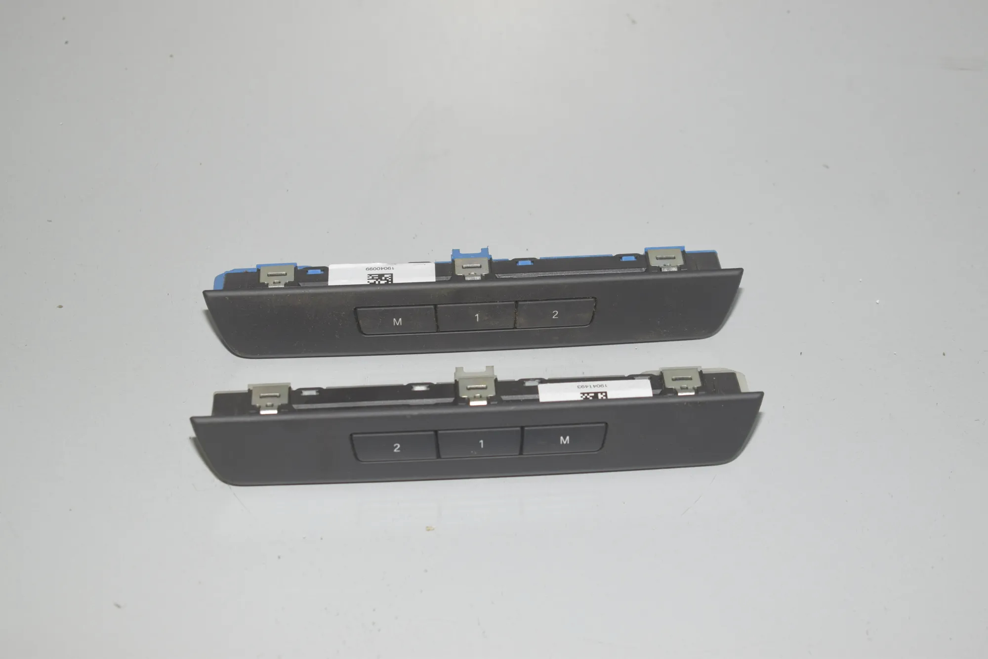 Right Seat Control Buttons – OEM 9215808 · BMW 5 Touring (F11) 535 i xDrive 2012