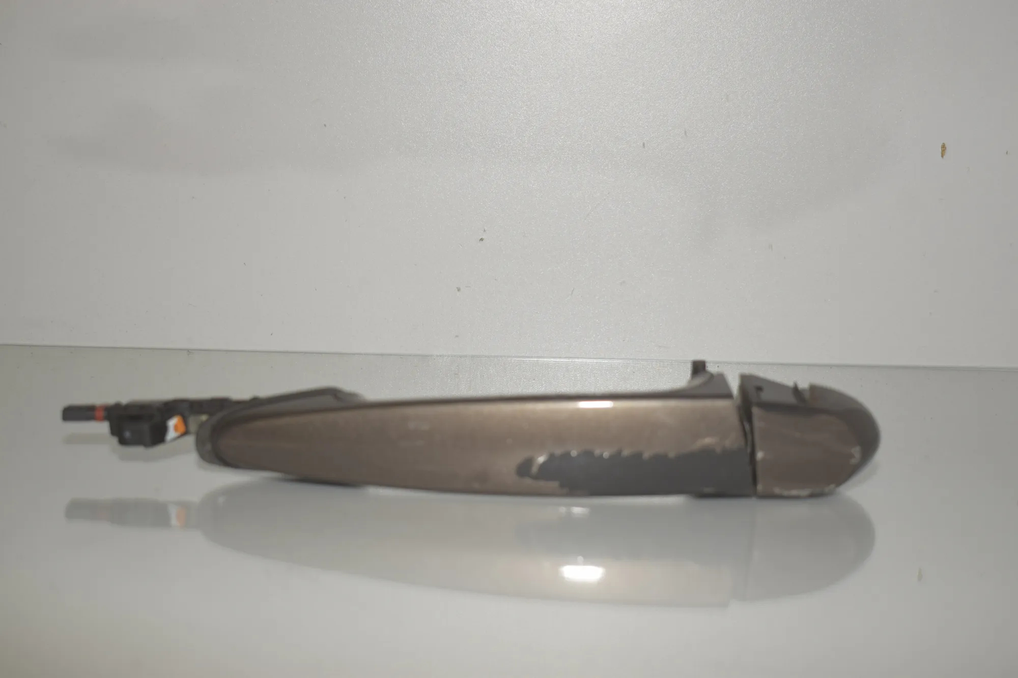Front Right Door Exterior Handle – OEM 7332566 · BMW 3 (F30, F80) 330 d 2014 – 2