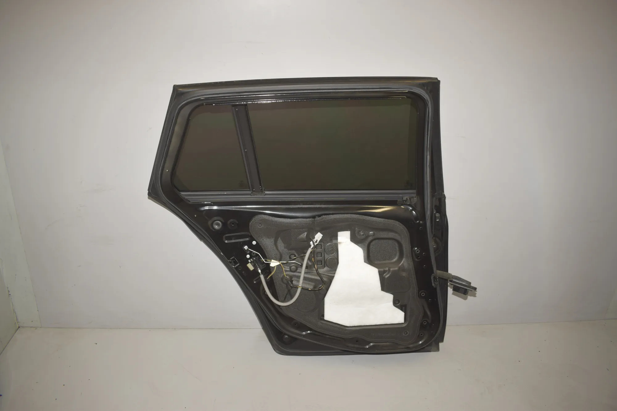 Rear Left Door · BMW 5 Touring (F11) 530 d 2010 – 4