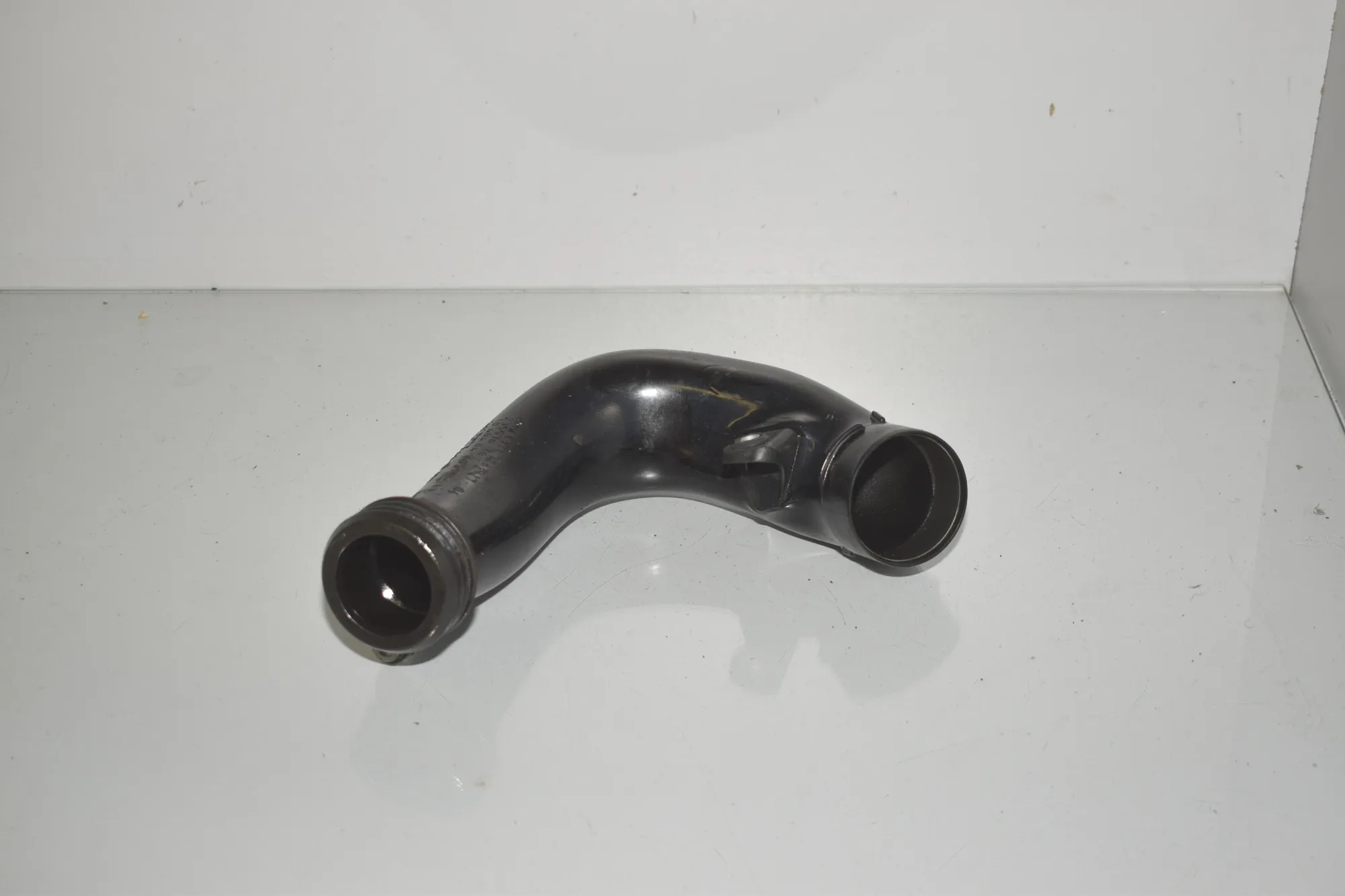 Air Intake Tube – OEM 7583727 · BMW X3 (F25) xDrive 20 d 2011
