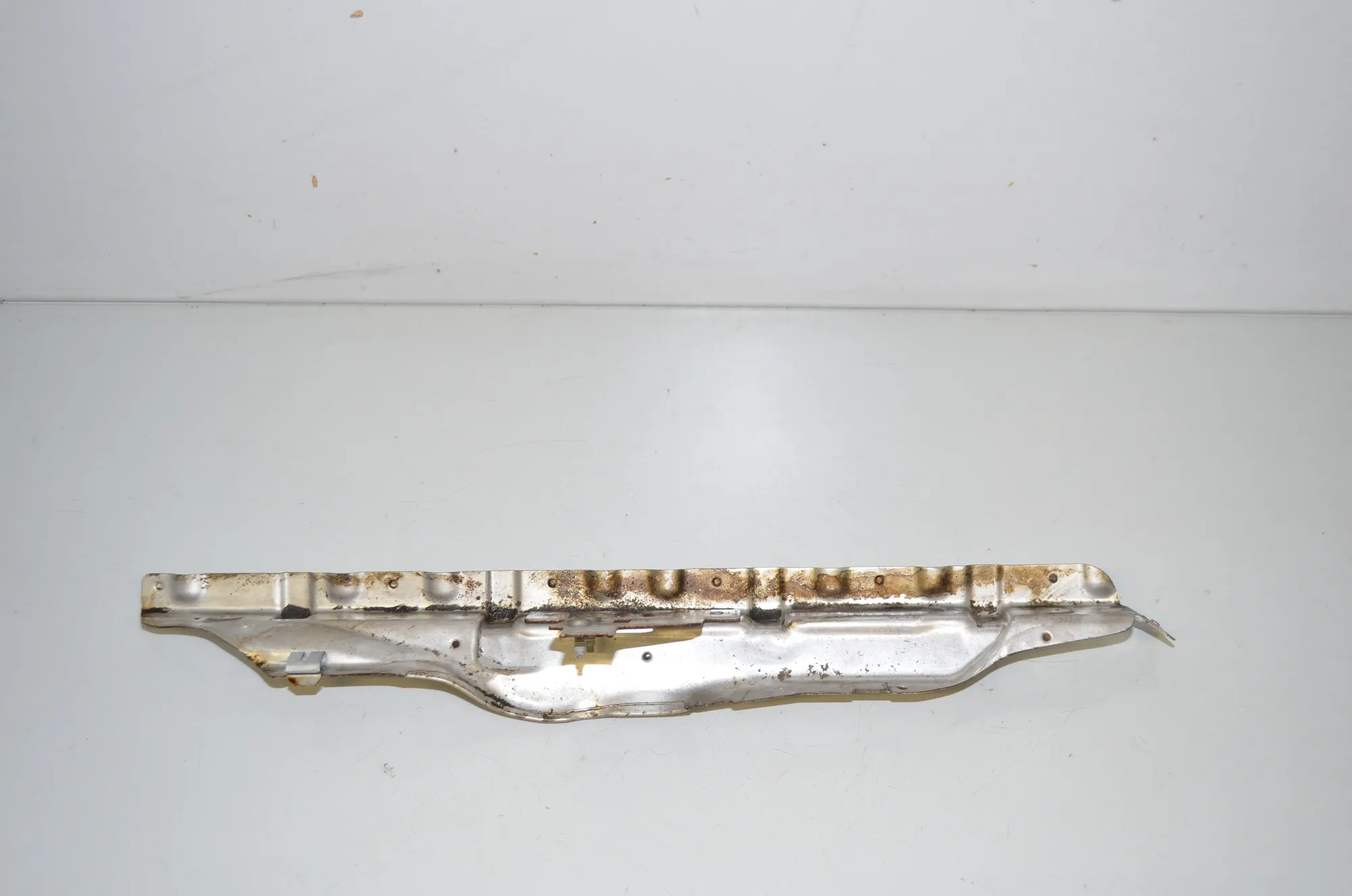 Heat Protection – OEM 7588579 · BMW 5 Touring (F11) 535 i xDrive 2012 – 4