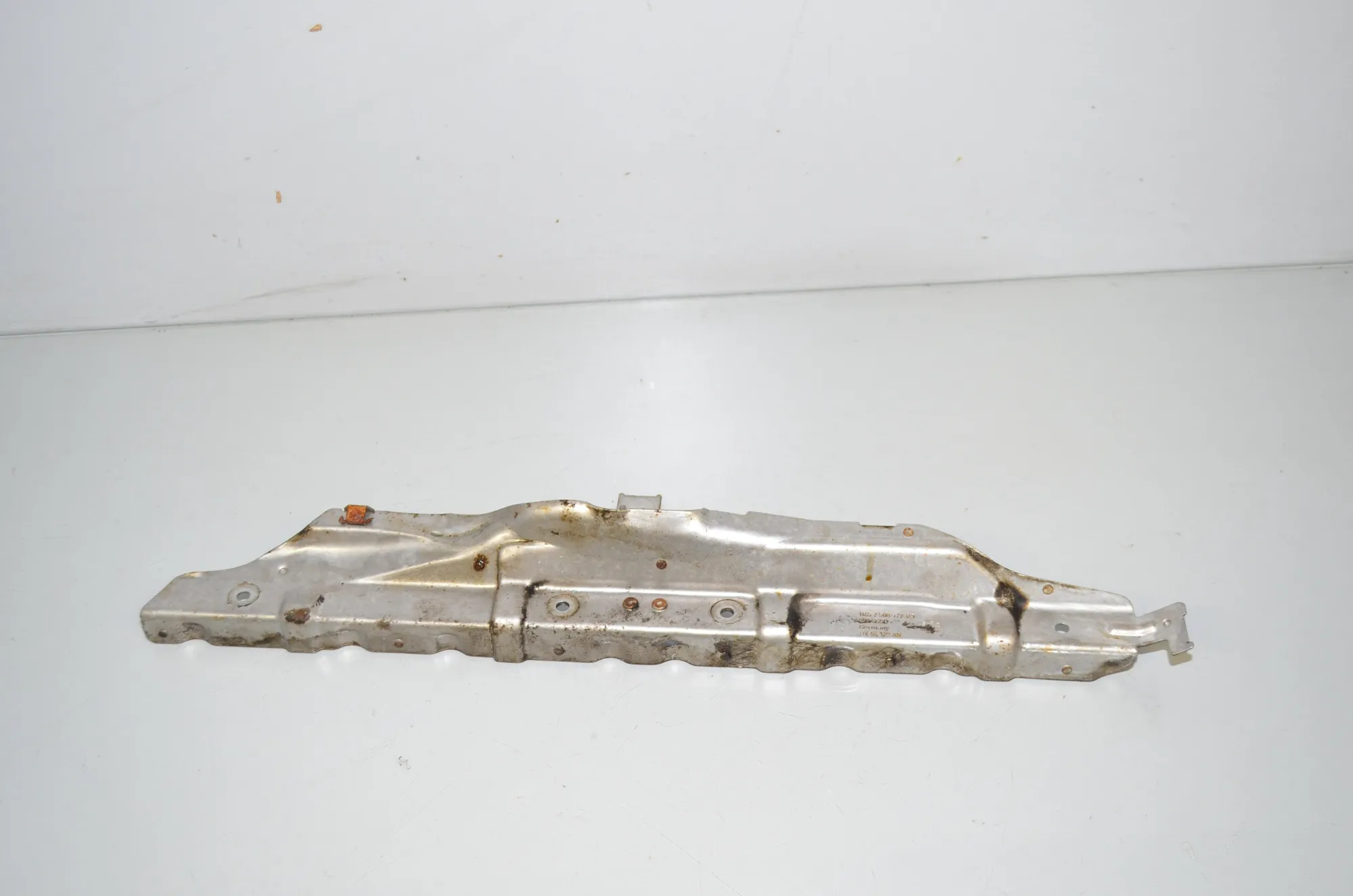 Heat Protection – OEM 7588579 · BMW 5 Touring (F11) 535 i xDrive 2012
