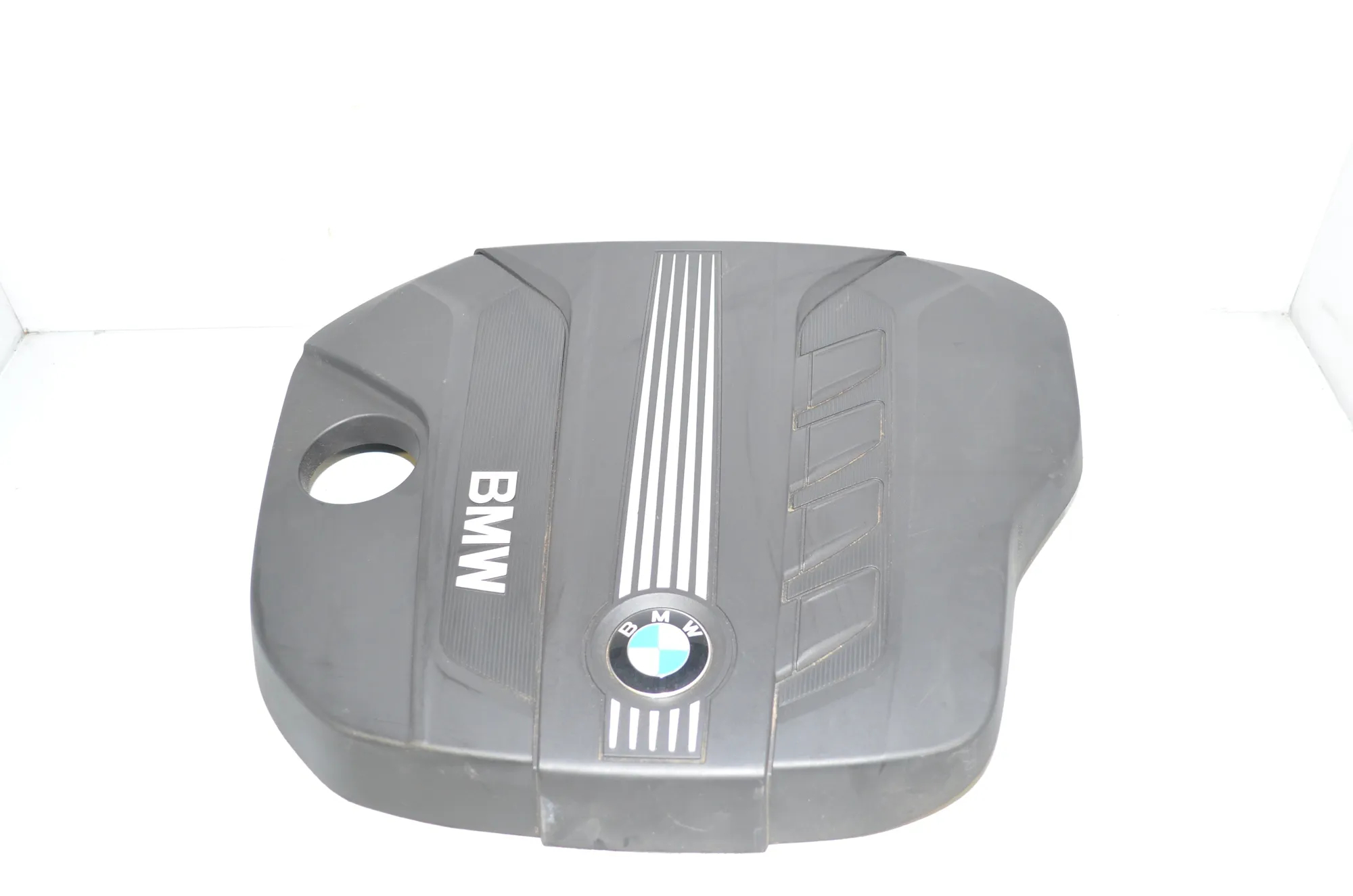 Engine Cover – OEM 7811024 · BMW X3 (F25) xDrive 20 d 2011