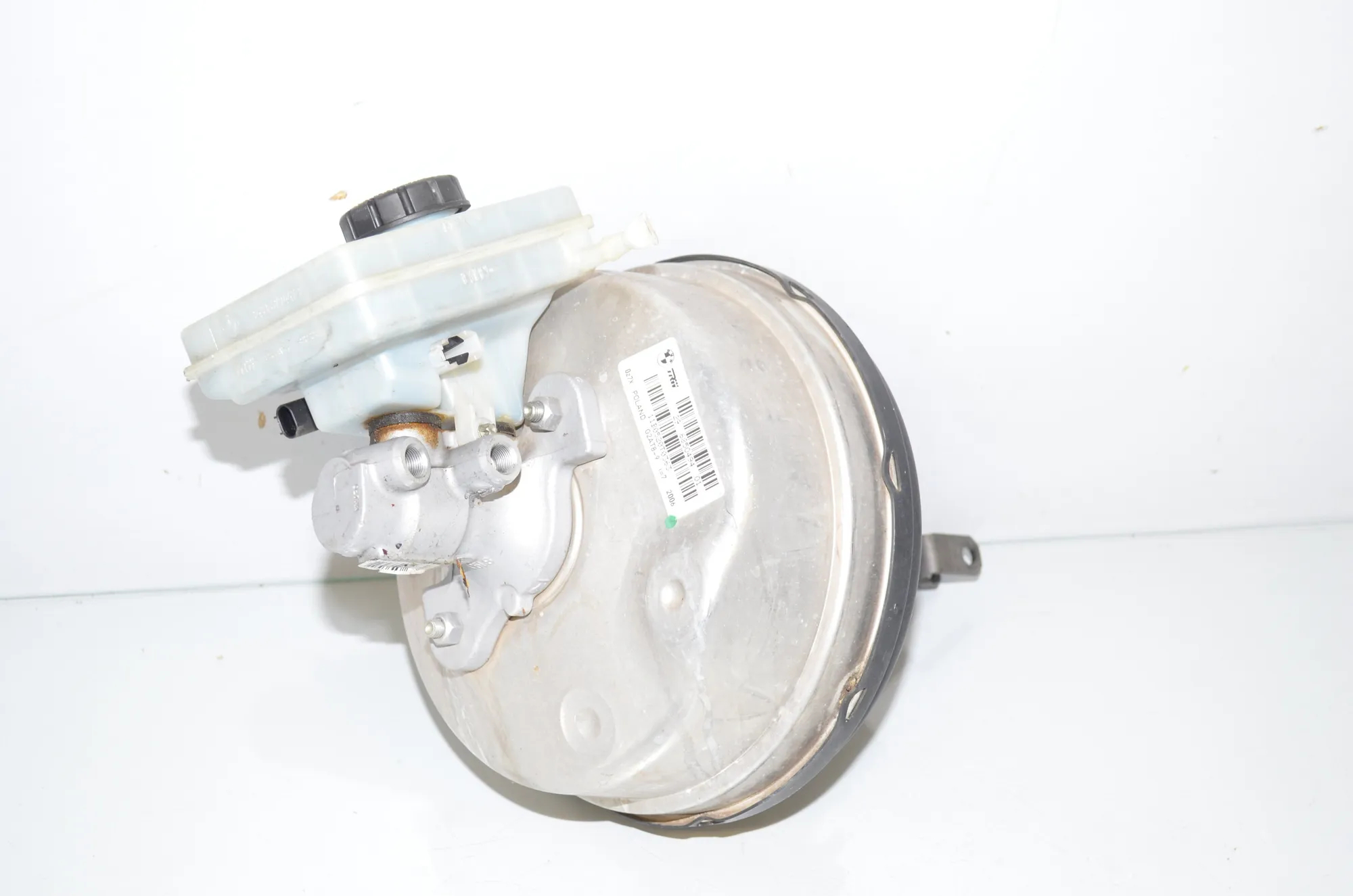 Brake Servo Booster – OEM 6850494 · BMW X3 (F25) xDrive 20 d 2011