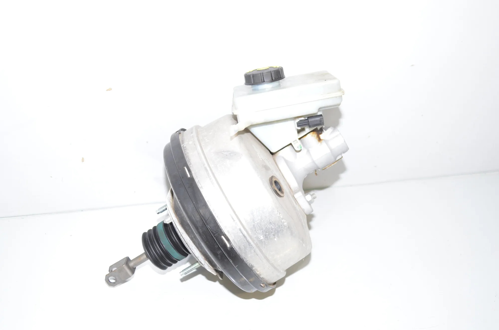 Brake Servo Booster – OEM 6850494 · BMW X3 (F25) xDrive 20 d 2011 – 2