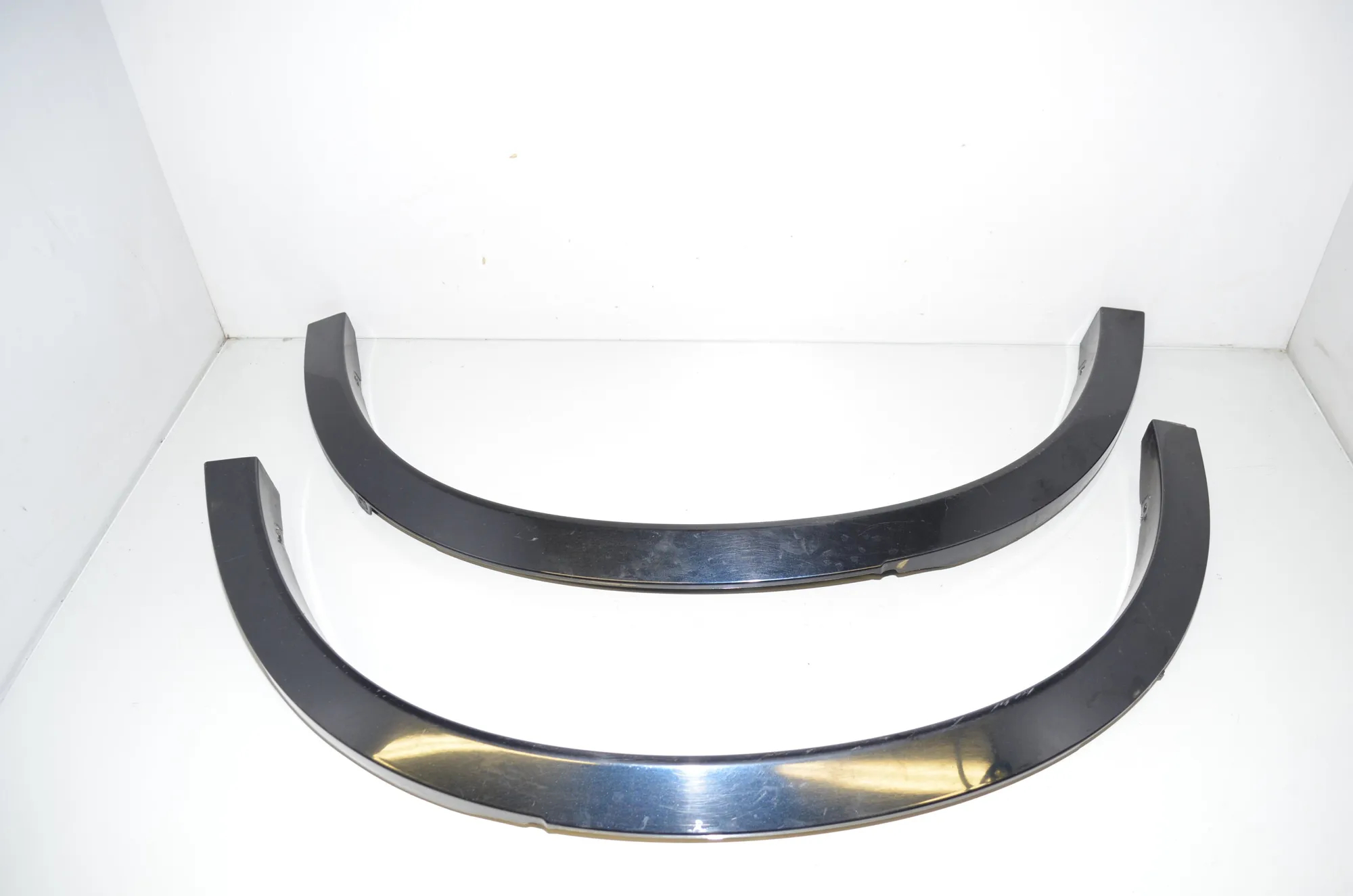 Rear Left Fender Arch Trim – OEM 8052077 · BMW X3 (F25) xDrive 20 d 2011 – 2