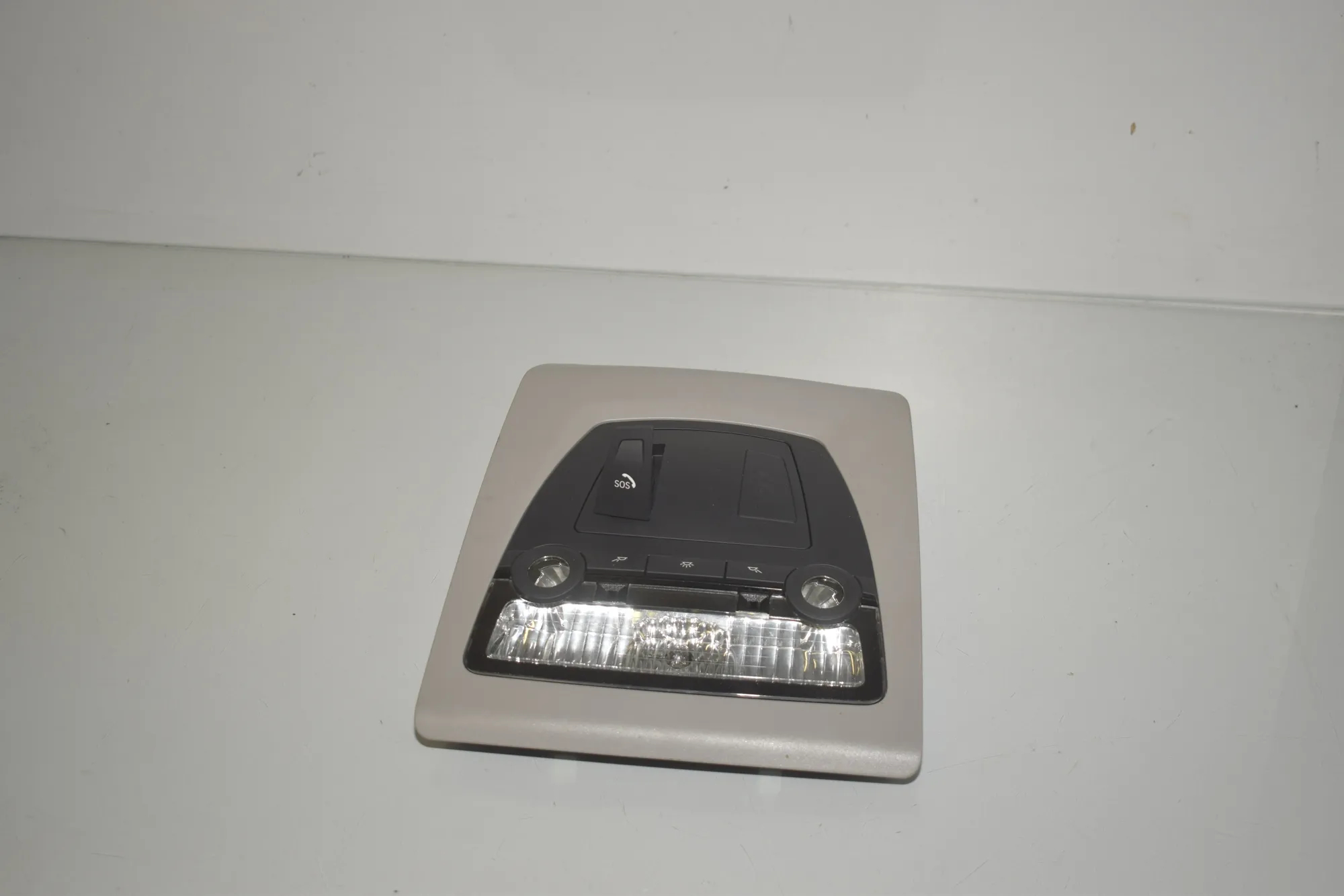 Interior Lighting – OEM 2610662 · BMW 5 Touring (F11) 530 d xDrive 2015 – 2