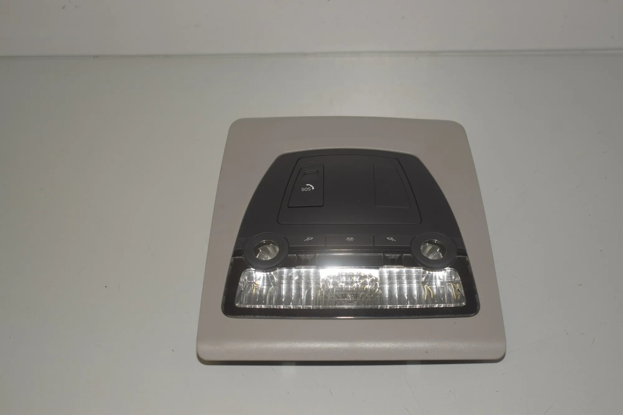 Interior Lighting – OEM 2610662 · BMW 5 Touring (F11) 530 d xDrive 2015